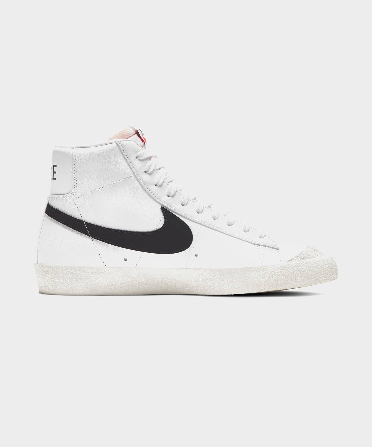 Nike Men's Blazer Mid '77 Vintage Shoes Product Image