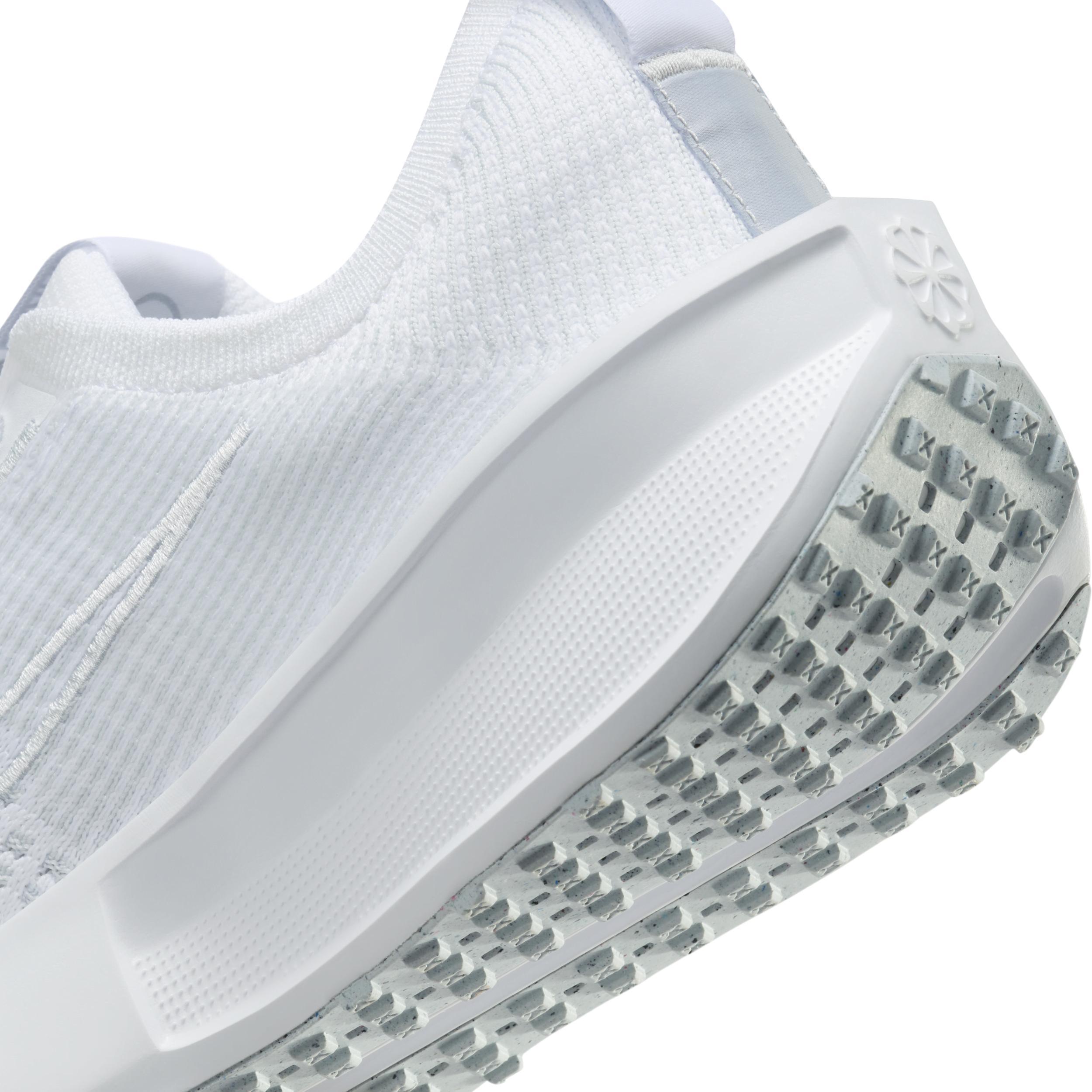 Nike Women's Interact Run Road Running Shoes Product Image