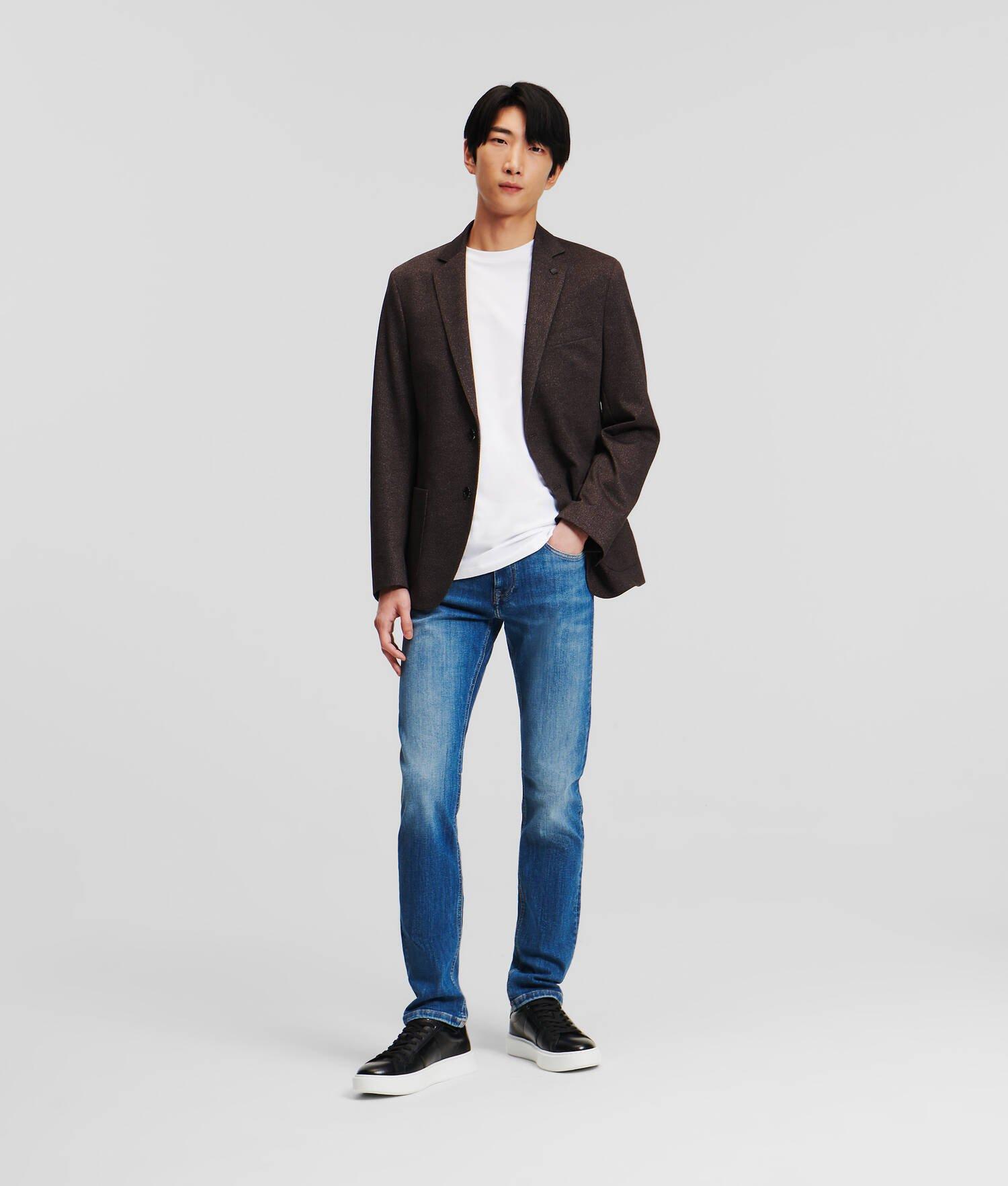 Outfit