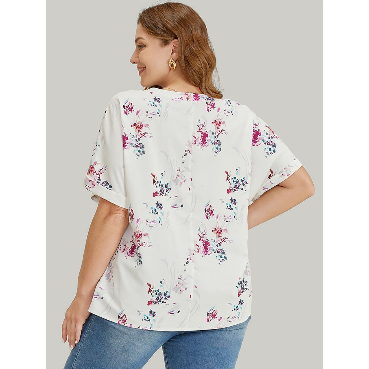 Plus Size White Floral Roll Batwing Sleeve Notched Neck Blouse Women Elegant Short sleeve Notched collar Dailywear Blouses BloomChic 28/5X Product Image