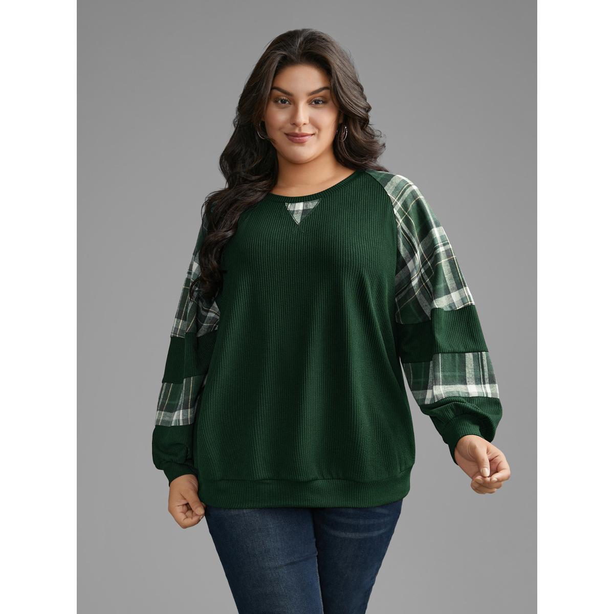 Plus Size Plaid Patchwork Raglan Sleeve Sweatshirt Women DarkGreen Casual Texture Round Neck Everyday Sweatshirts BloomChic 18-20/2X Product Image