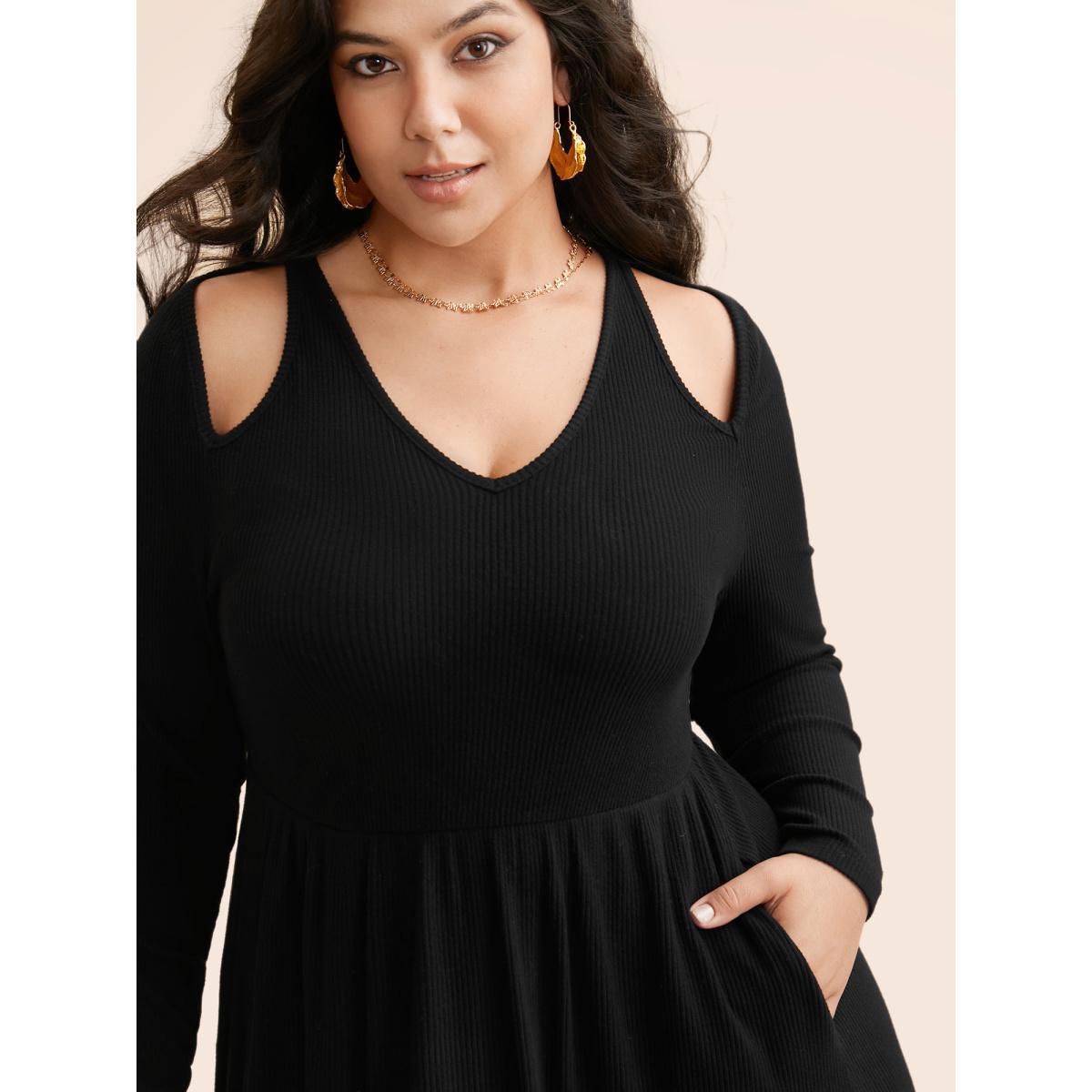 Plus Size Solid Pit Strip Cut Out Dress Black Women Elegant Texture V-neck Long Sleeve Curvy BloomChic 12/L Product Image