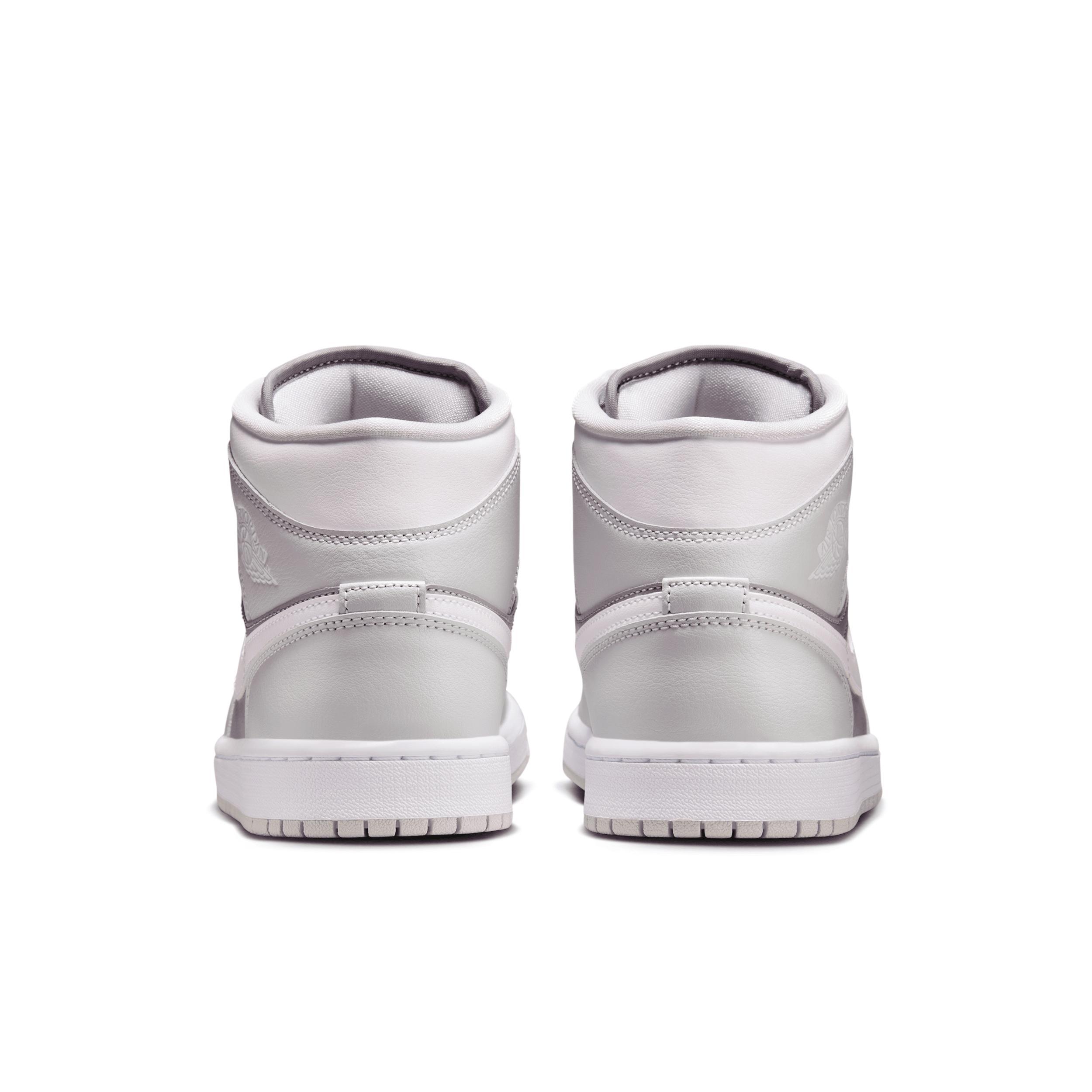Jordan Womens Air Retro 1 Mid Casual Shoes Product Image