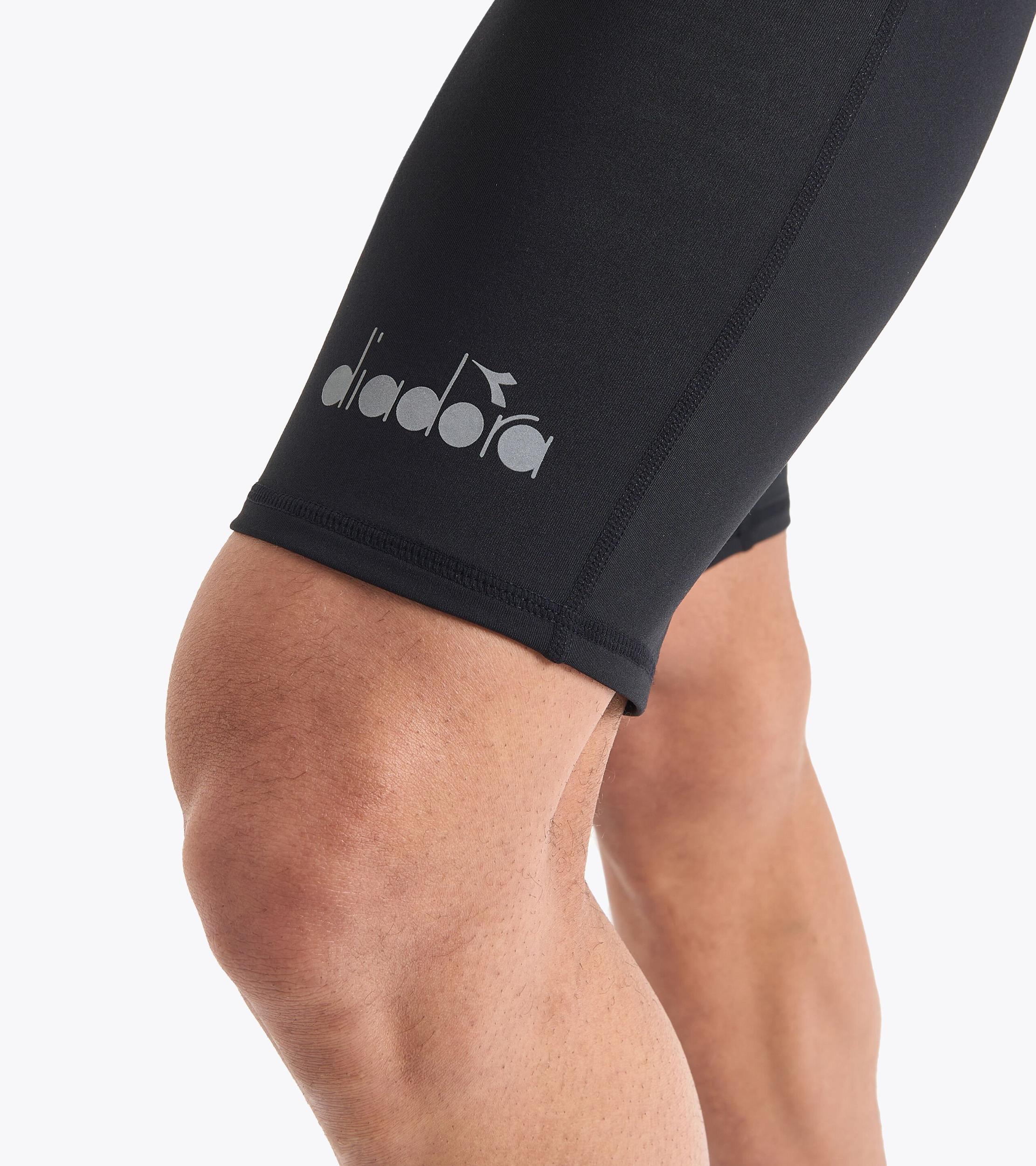 SHORT TIGHTS Product Image