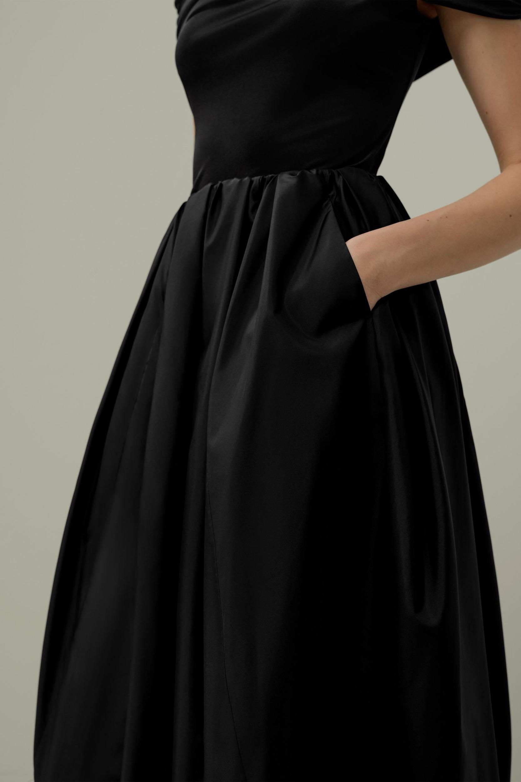 Waist-Pleated Silk Taffeta Skirt Product Image