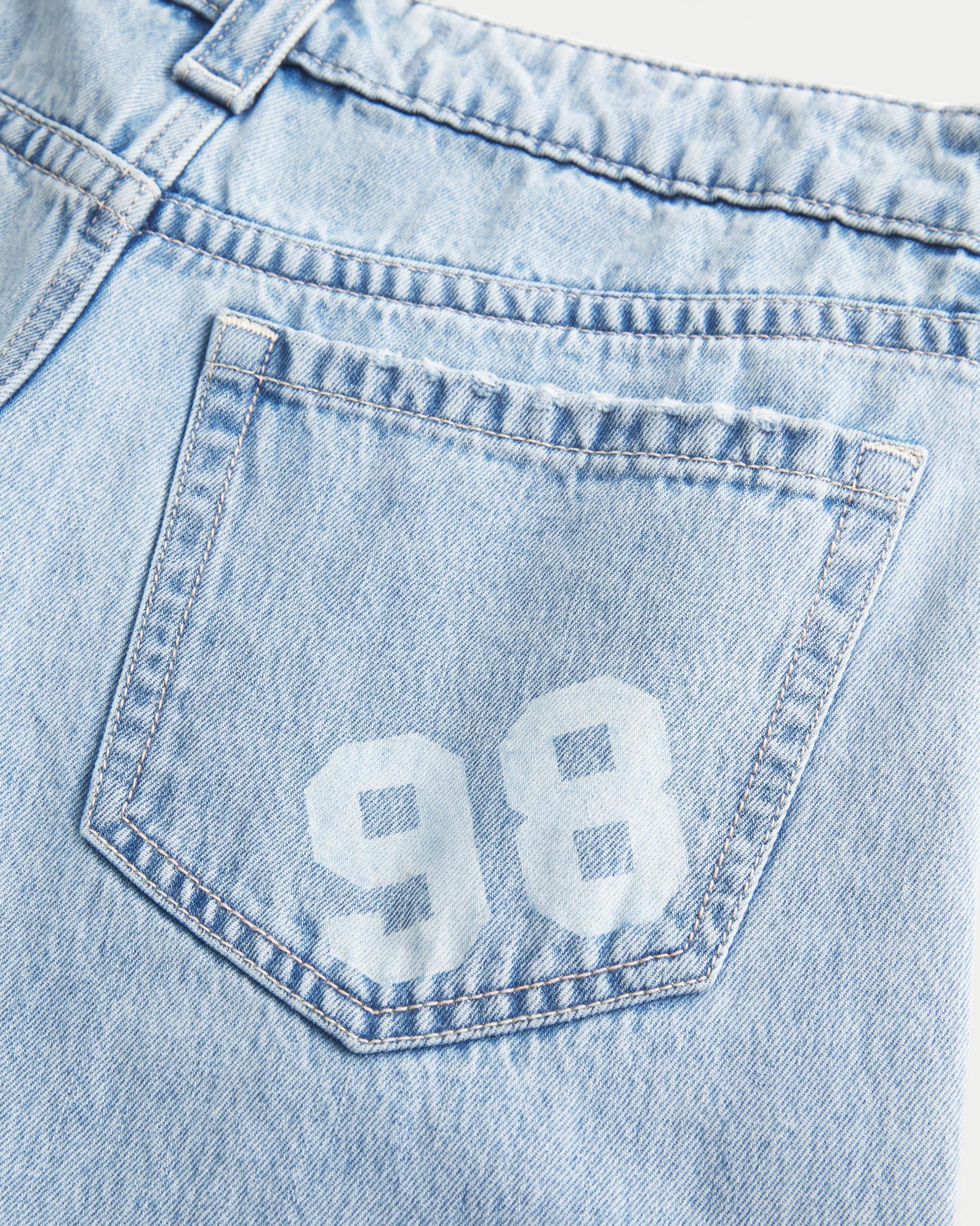 Low-Rise Medium Wash Super Baggy Jeans Product Image