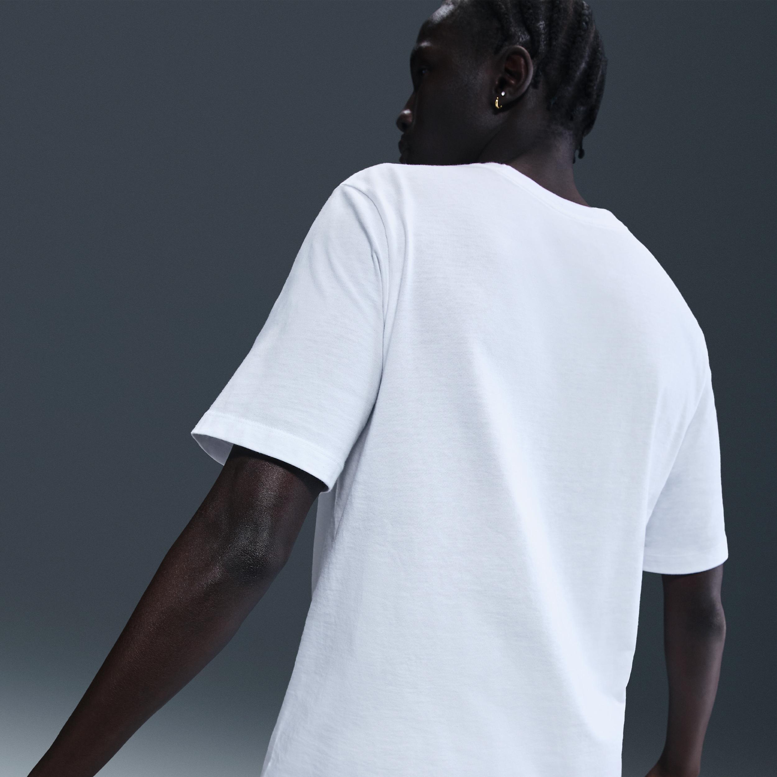 Nike Sportswear T-Shirt Product Image