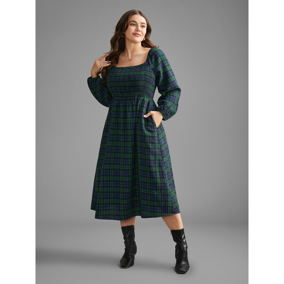 Plus Size Plaid Square Neck Shirred Midi Dress DarkGreen Women Elegant Shirred Square Neck Long Sleeve Curvy BloomChic 30/6X Product Image
