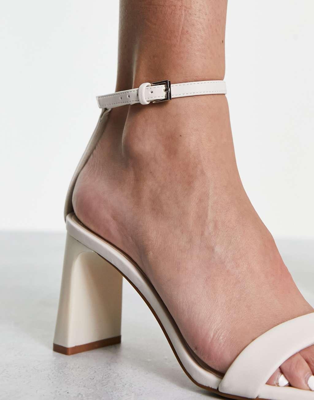 Stradivarius heeled sandal Product Image