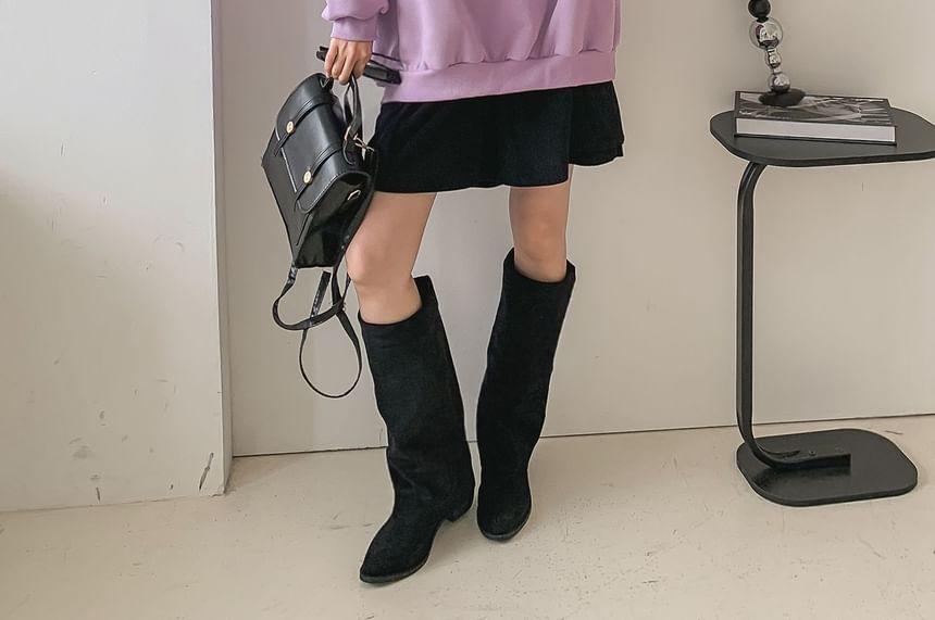 Heart Print Fleece-Lined Loose-Fit Pullover Product Image