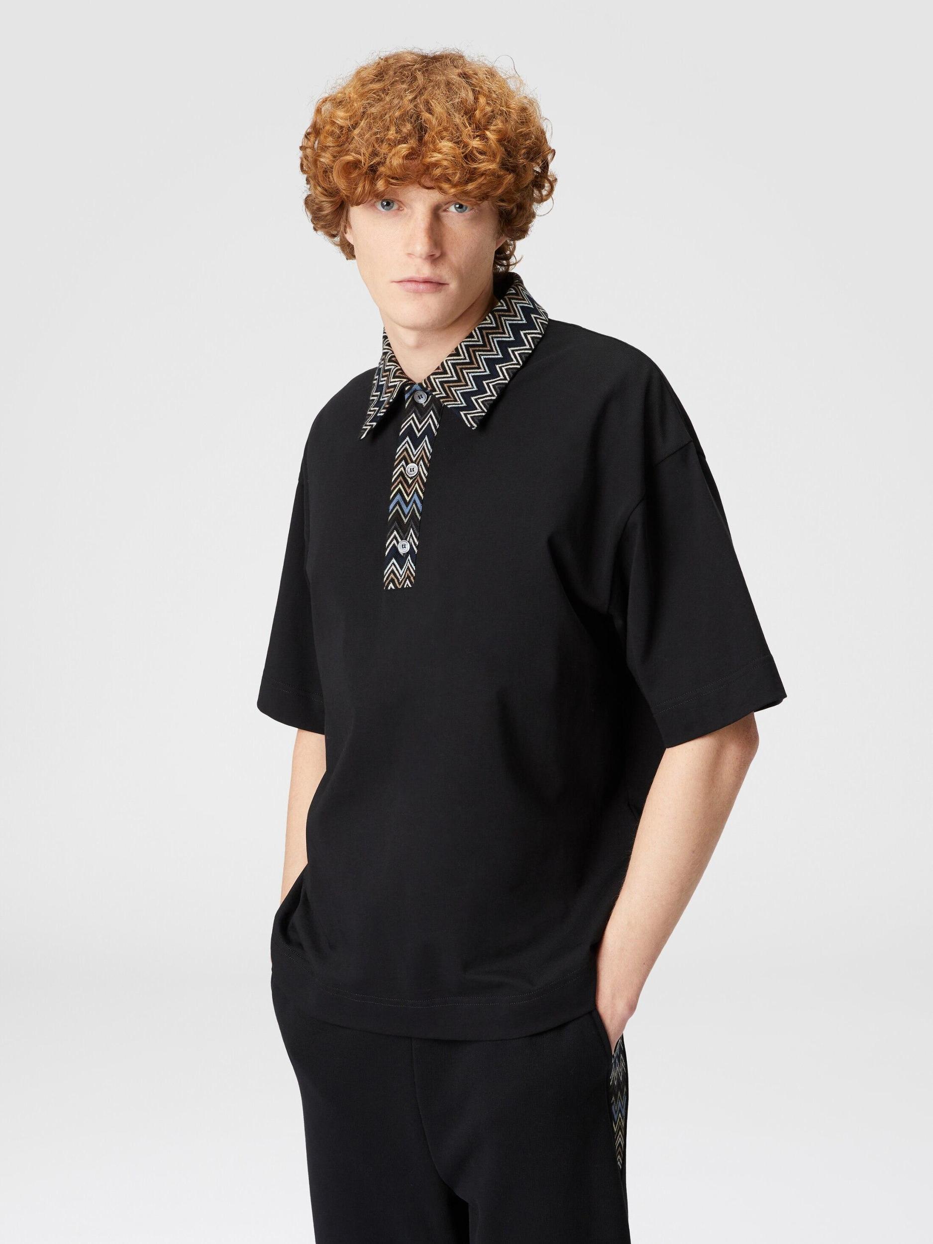 Cotton jersey polo shirt with chevron knit inserts Product Image