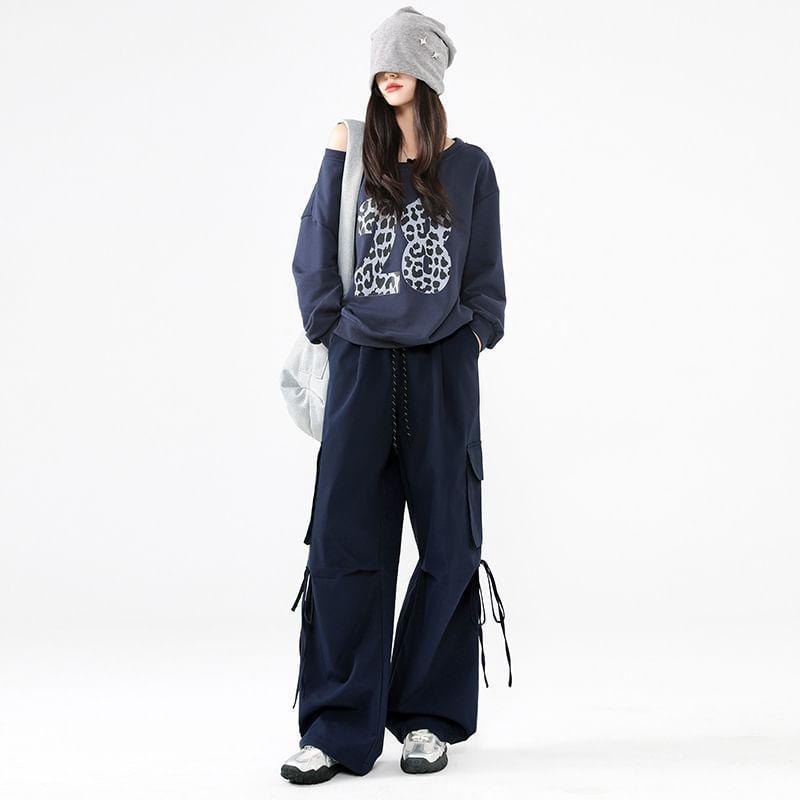 High Rise Plain Pocket Loose-Fit Wide-Leg Cargo Pants Product Image