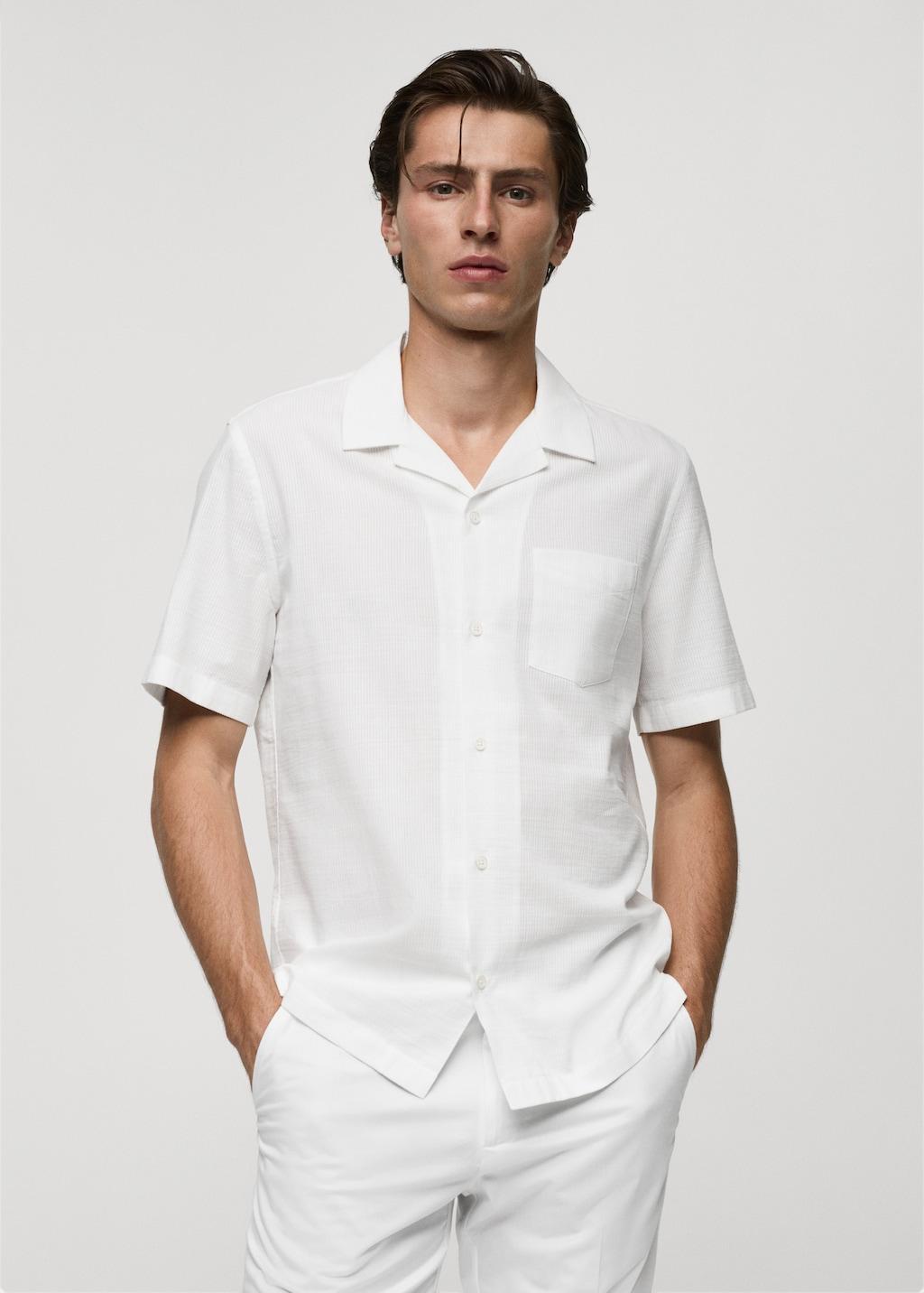 Regular-fit 100% seersucker cotton shirt - Men | MANGO USA Product Image