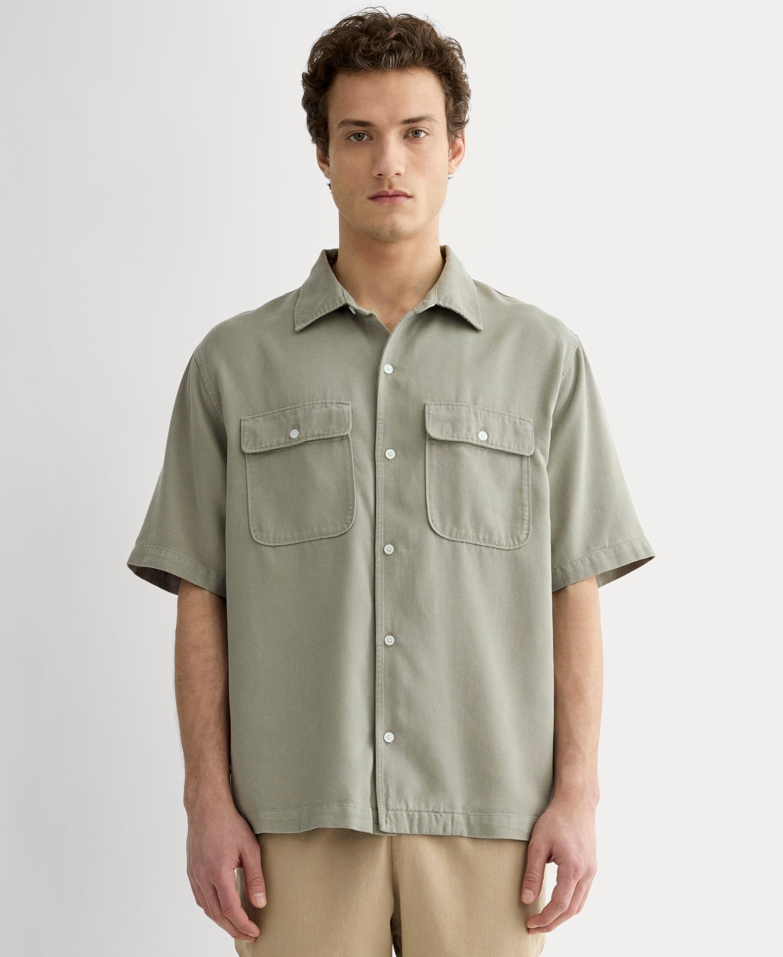 Mens Relaxed Utility Shirt in Buttersoft by Everlane Product Image