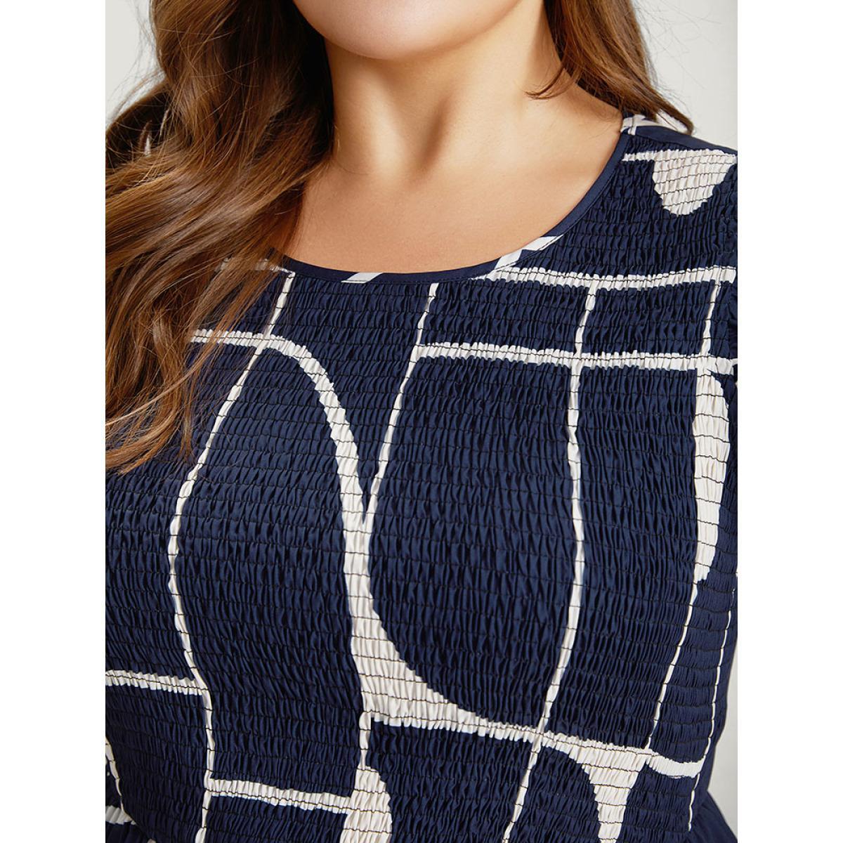 Plus Size Geometric Pocket Flutter Sleeve Shirred Dress Navy Women Office Pocket Round Neck Cap Sleeve Curvy Midi Dress BloomChic 26/4X Product Image