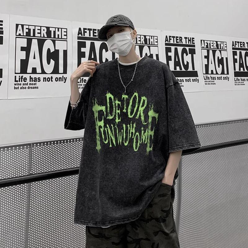 Short-Sleeve Crew Neck Washed Lettering T-Shirt Product Image