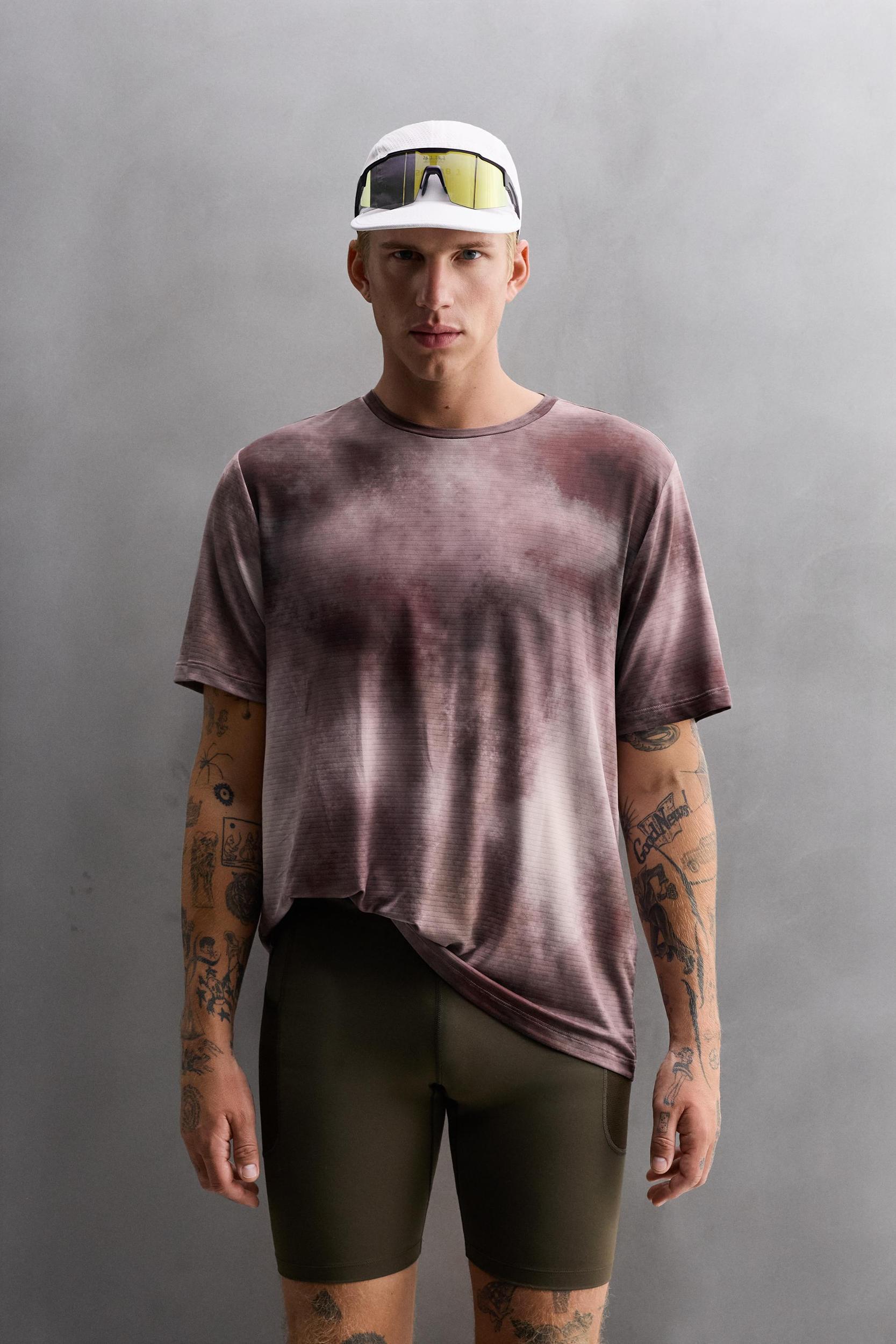 TIE-DYE PRINT PERFORATED T-SHIRT Product Image