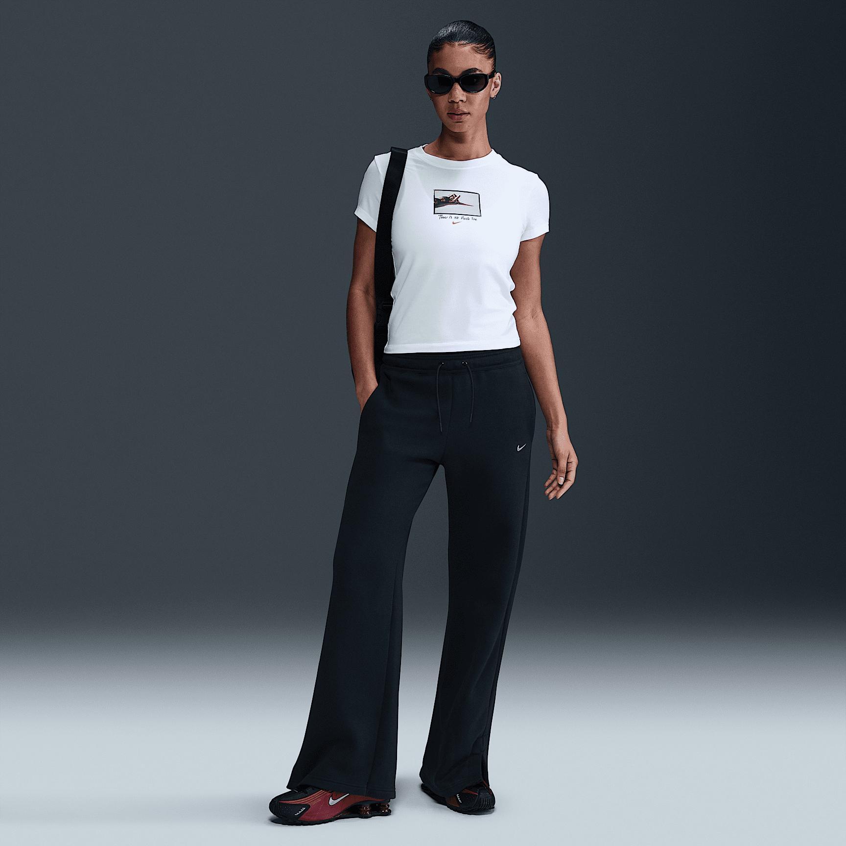 Nike Sportswear Chill Knit Women's Slim Cropped T-Shirt Product Image
