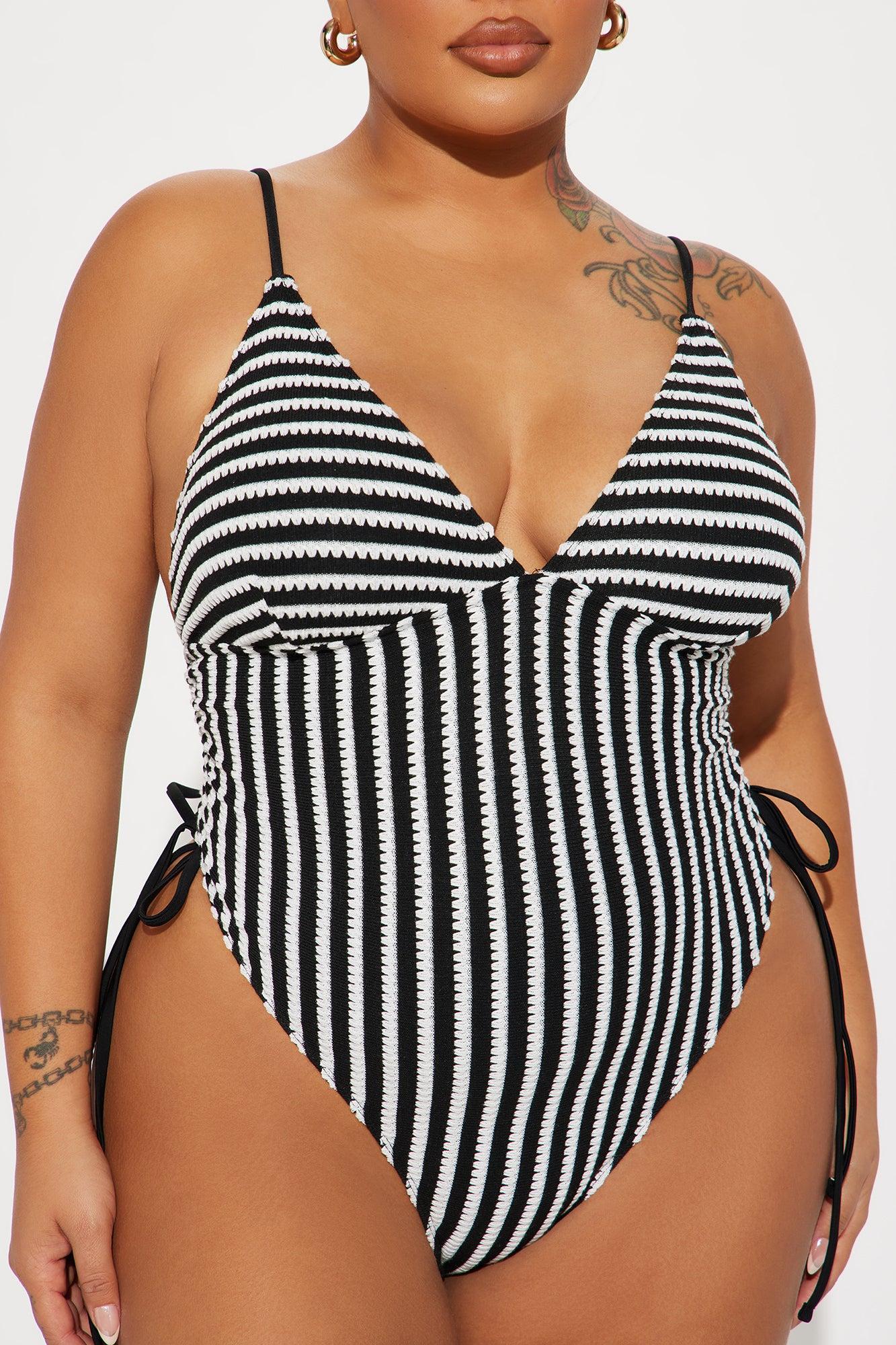 Summer Chic Textured 1 Piece Swimsuit - Black/White Product Image