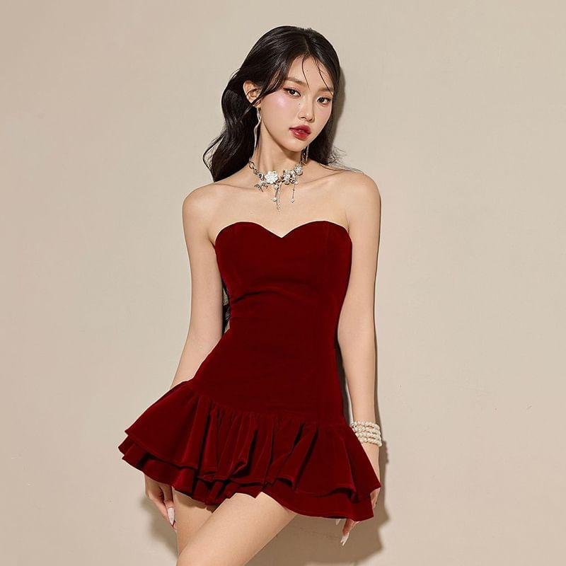 Sleeveless Plain Velvet Layered Slim-Fit Mini Bodycon Dress Product Image
