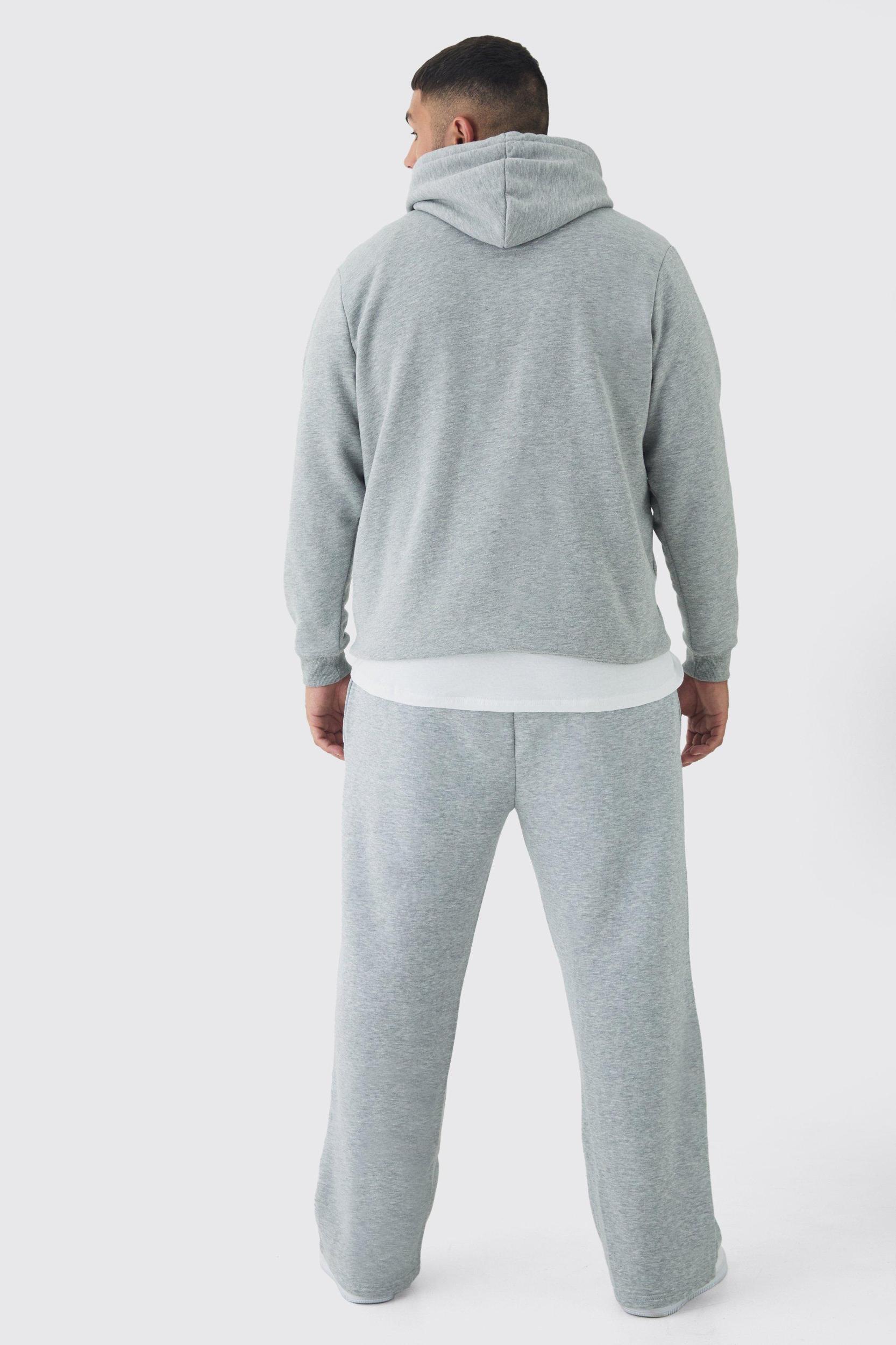 Plus Basic Relaxed Fit Sweatpants | boohooMAN USA Product Image