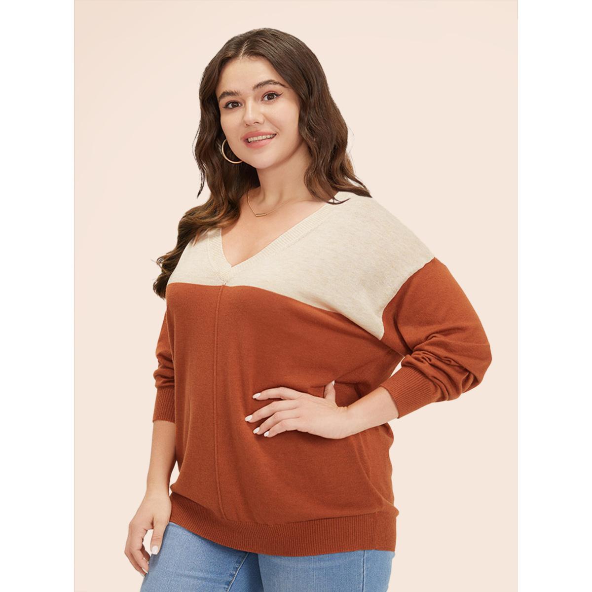 Plus Size Supersoft Essentials Colorblock Two Tone Patchwork V Neck Pullover Chocolate Women Casual Loose Long Sleeve V-neck Dailywear Pullovers BloomChic 18-20/2X Product Image