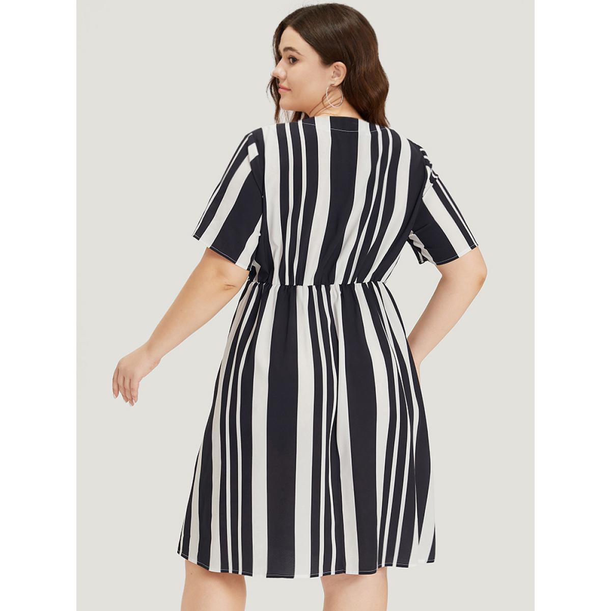 Plus Size Striped Print Bowknot Pocket Surplice Neck Dress Black Women Elegant Bowknot V-neck Short sleeve Curvy Knee Dress BloomChic 30/6X Product Image