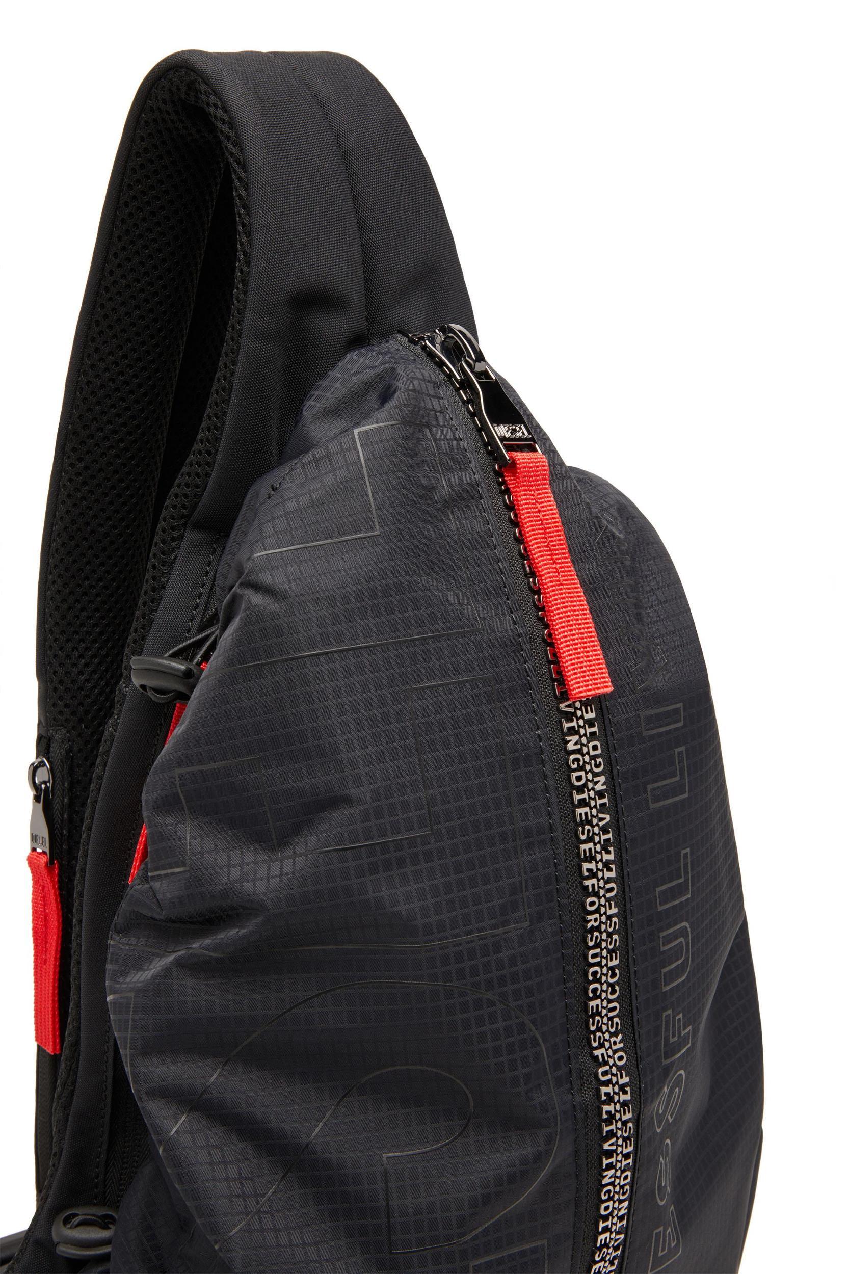 ZIP-D SLING BAG X Product Image