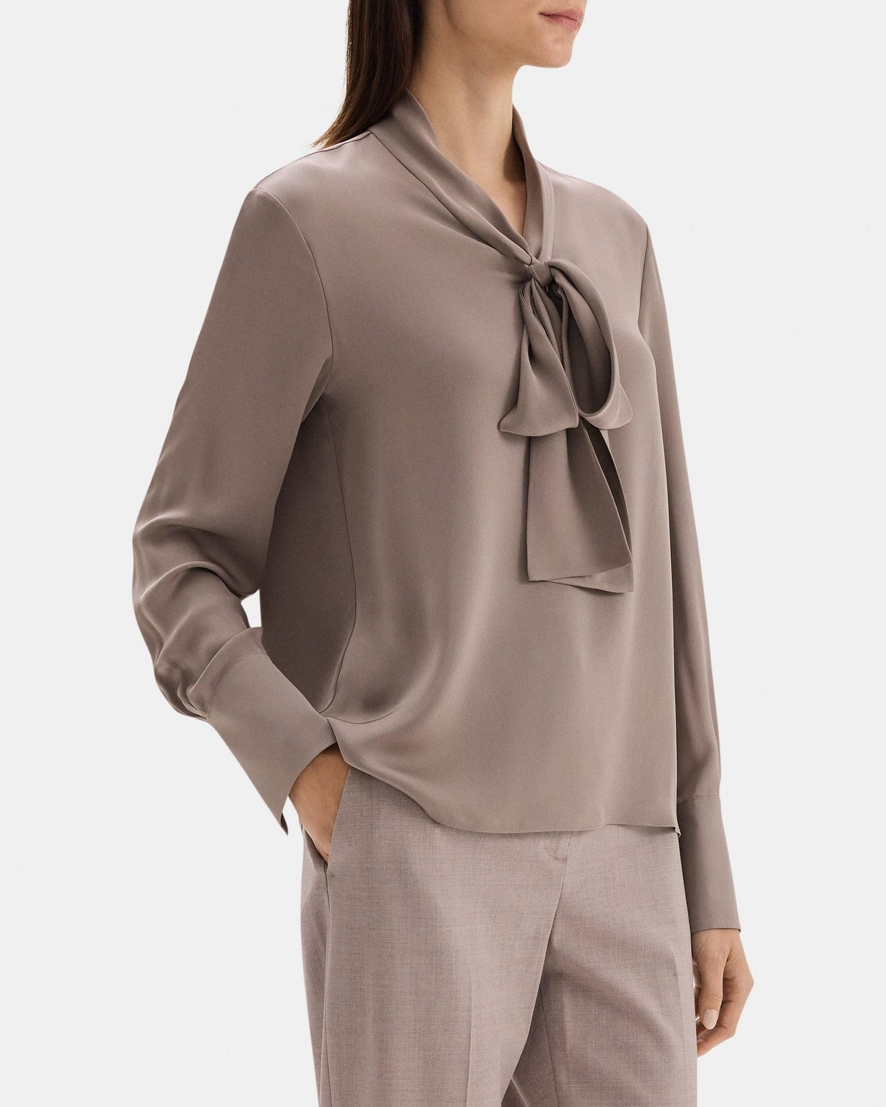 V-Neck Tie Blouse in Silk Product Image