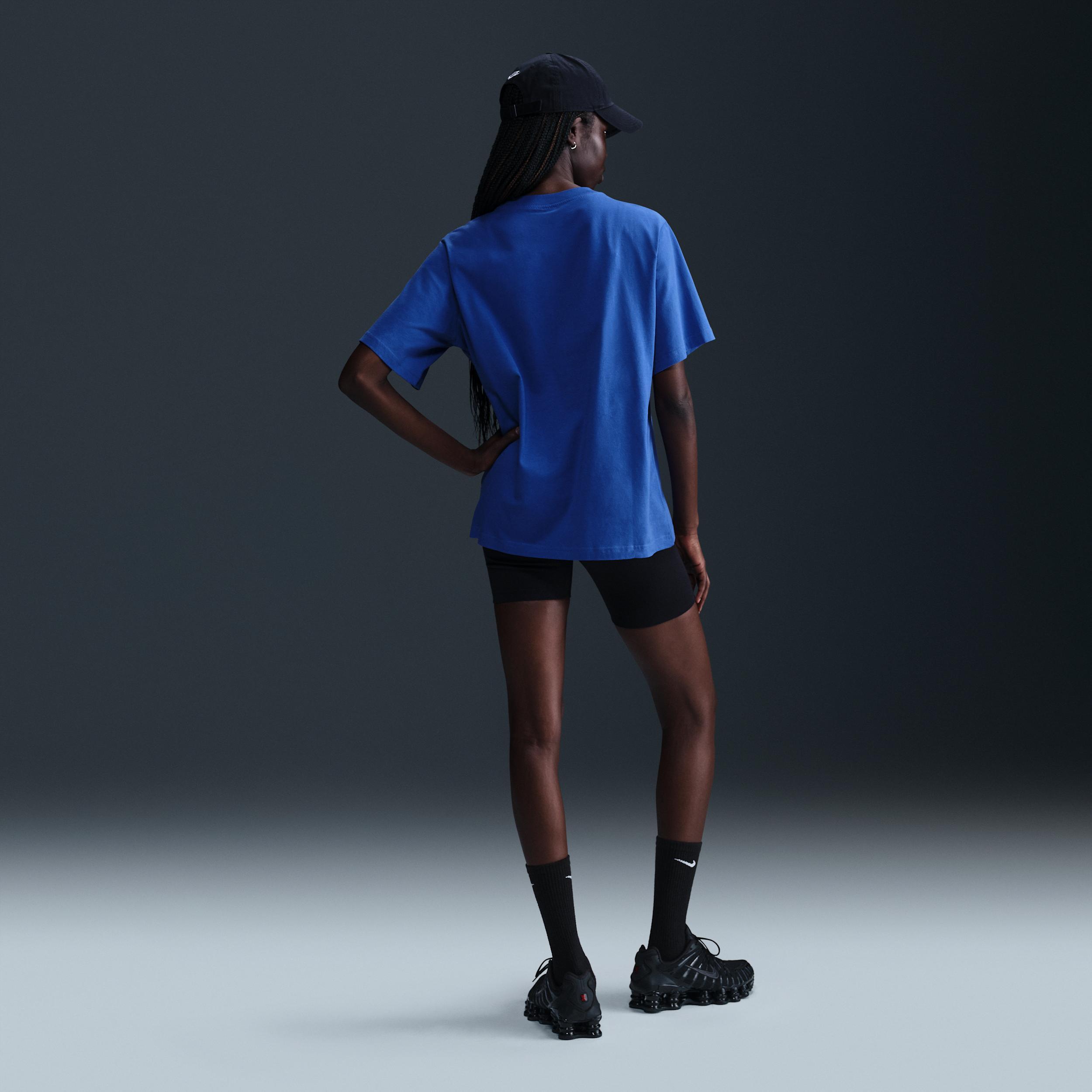 Nike Sportswear Essential Women's T-Shirt Product Image