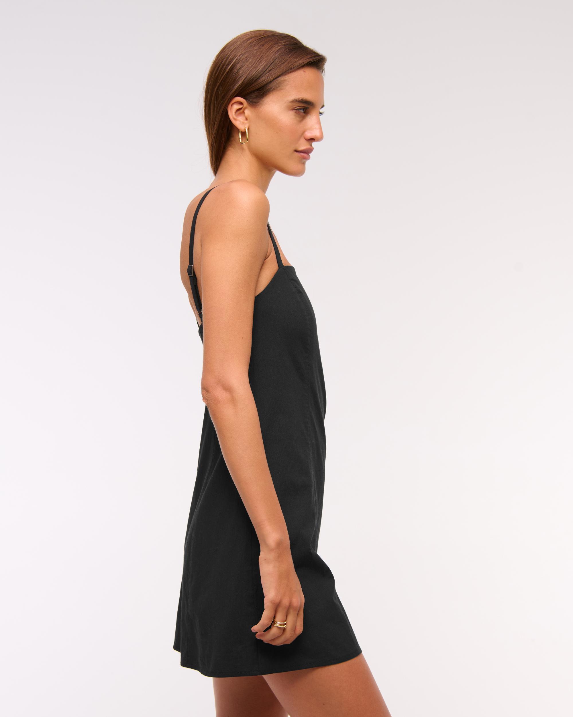 Seamed Stretch Skort Product Image