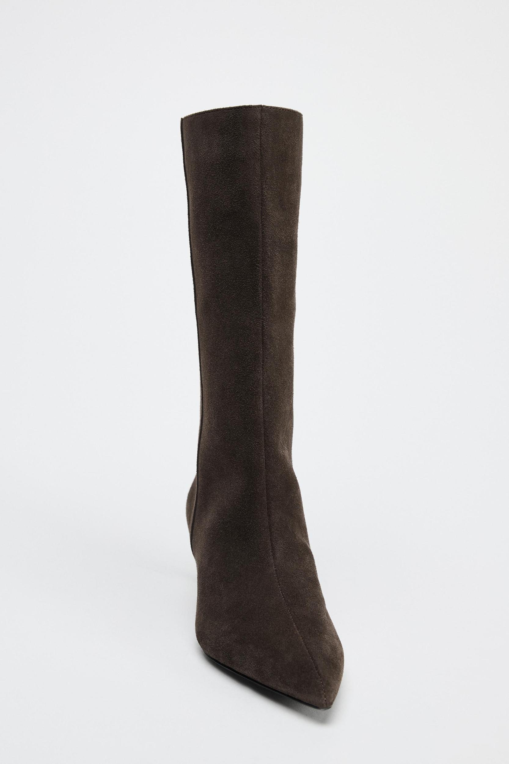 WIDE SHAFT SPLIT LEATHER ANKLE BOOTS Product Image
