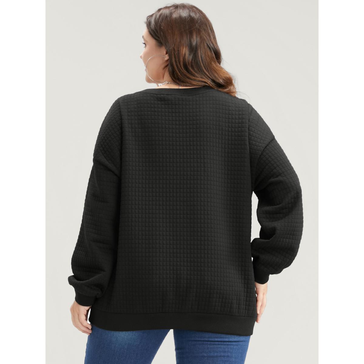 Plus Size Solid Textured Drop Shoulder Sweatshirt Women Black Casual Round Neck Dailywear Sweatshirts BloomChic 22-24/3X Product Image