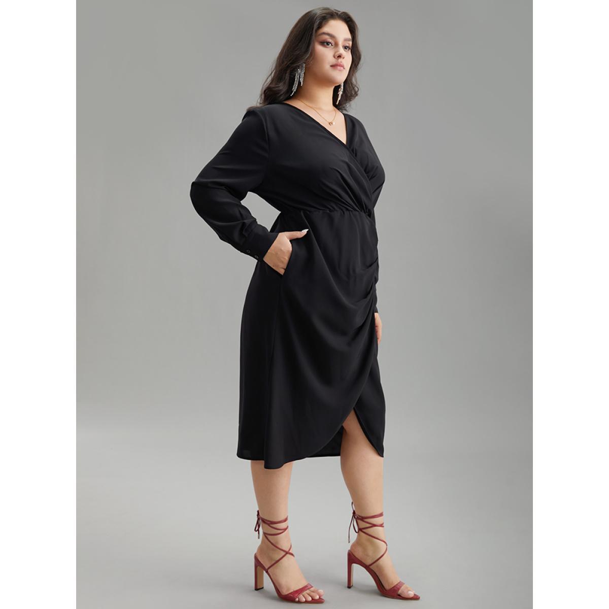 Plus Size Static-Free Solid Plicated Detail Wrap Dress Black Women Glamour Plain V-neck Long Sleeve Curvy Midi Dress BloomChic 22-24/3X Product Image