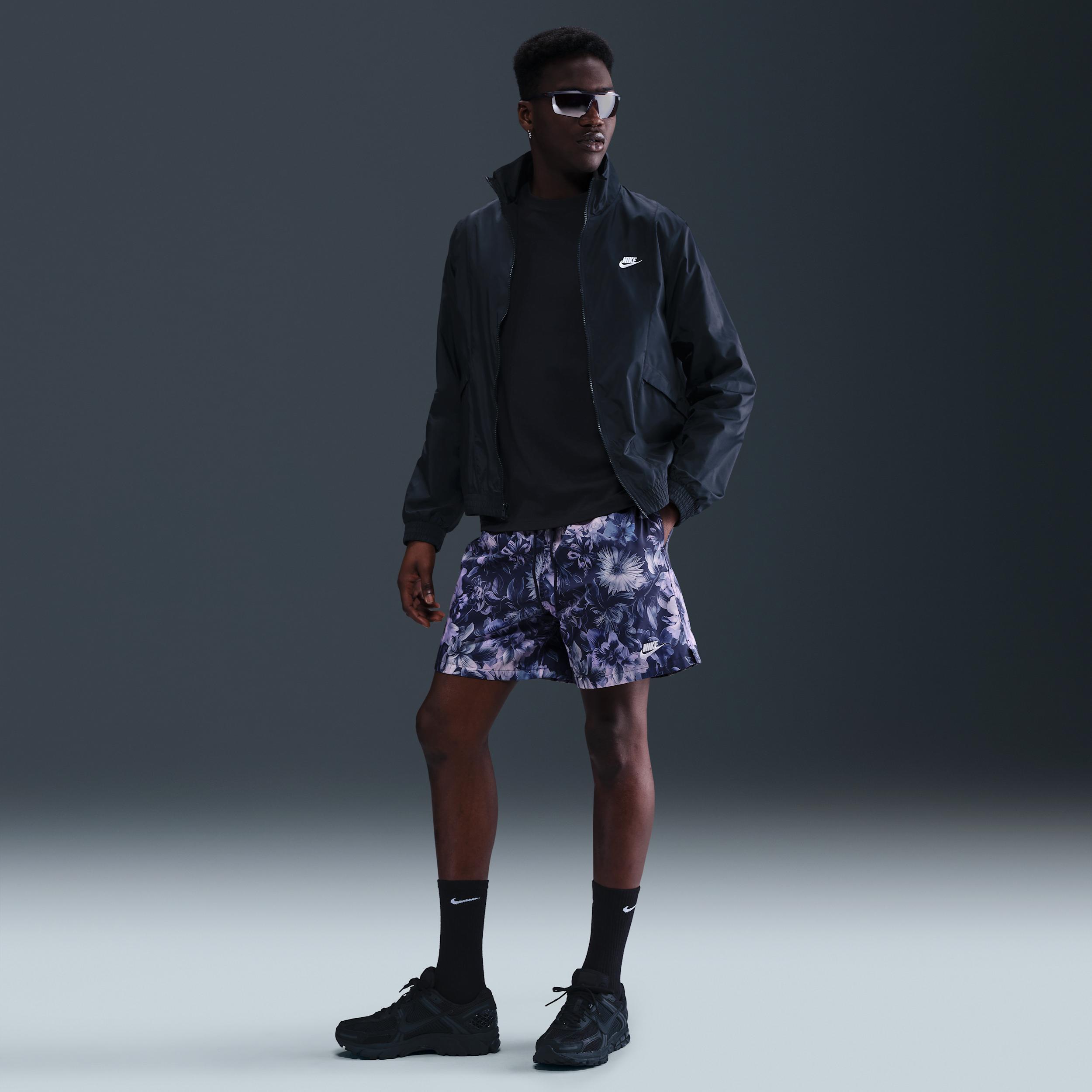 Nike Men's Club Flow Shorts Product Image