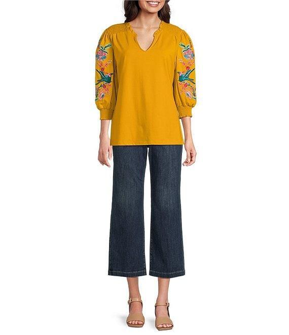 Calessa Petite Size Split V-Neck Long Floral Embroidered Balloon Sleeve Tunic Product Image