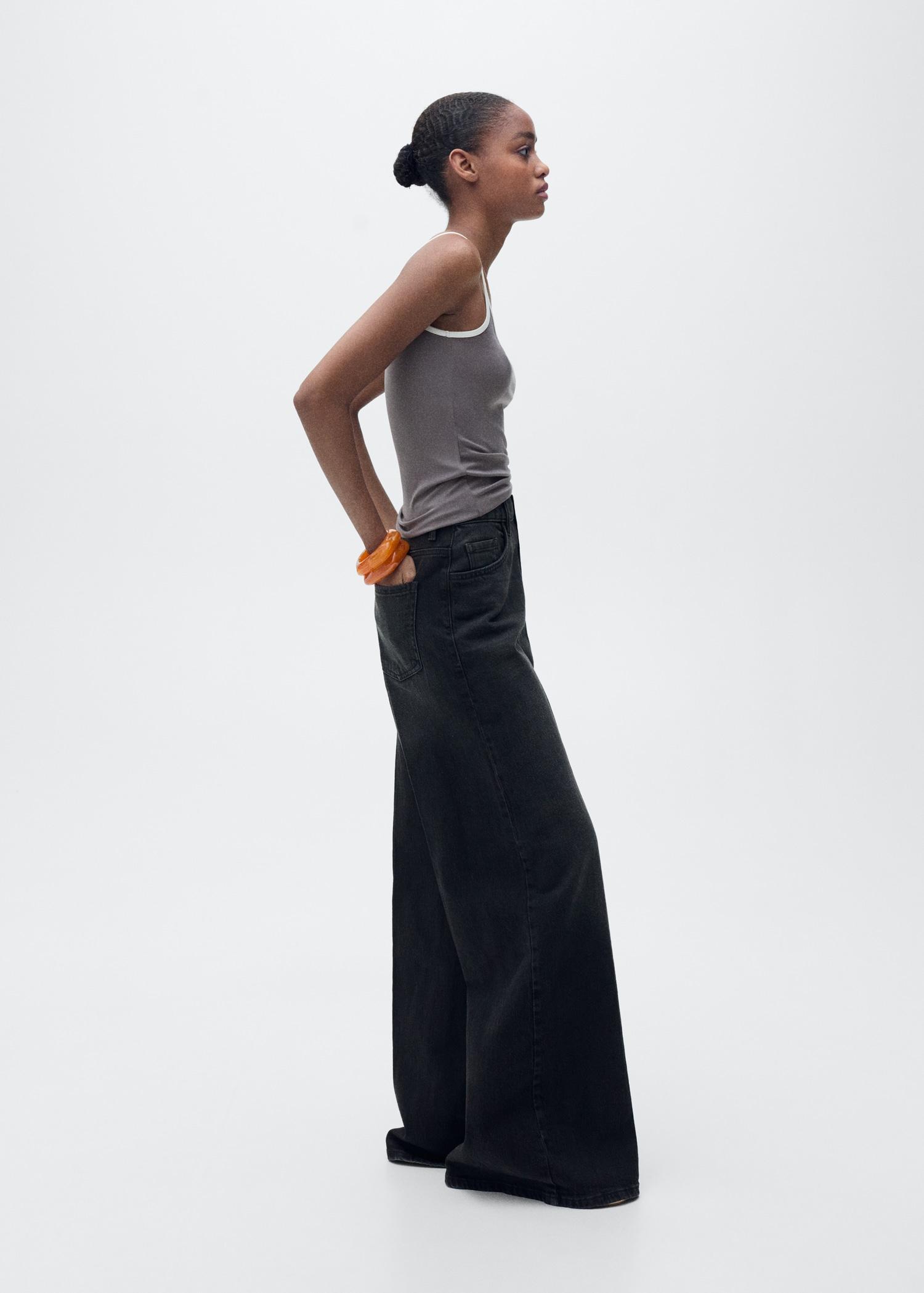 Lyocell top with contrasting trim - Women | MANGO USA Product Image