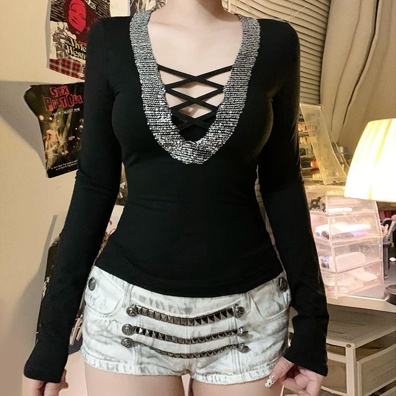 Long Sleeve V-Neck Cross-Strap Glitter Slim-Fit Top Product Image