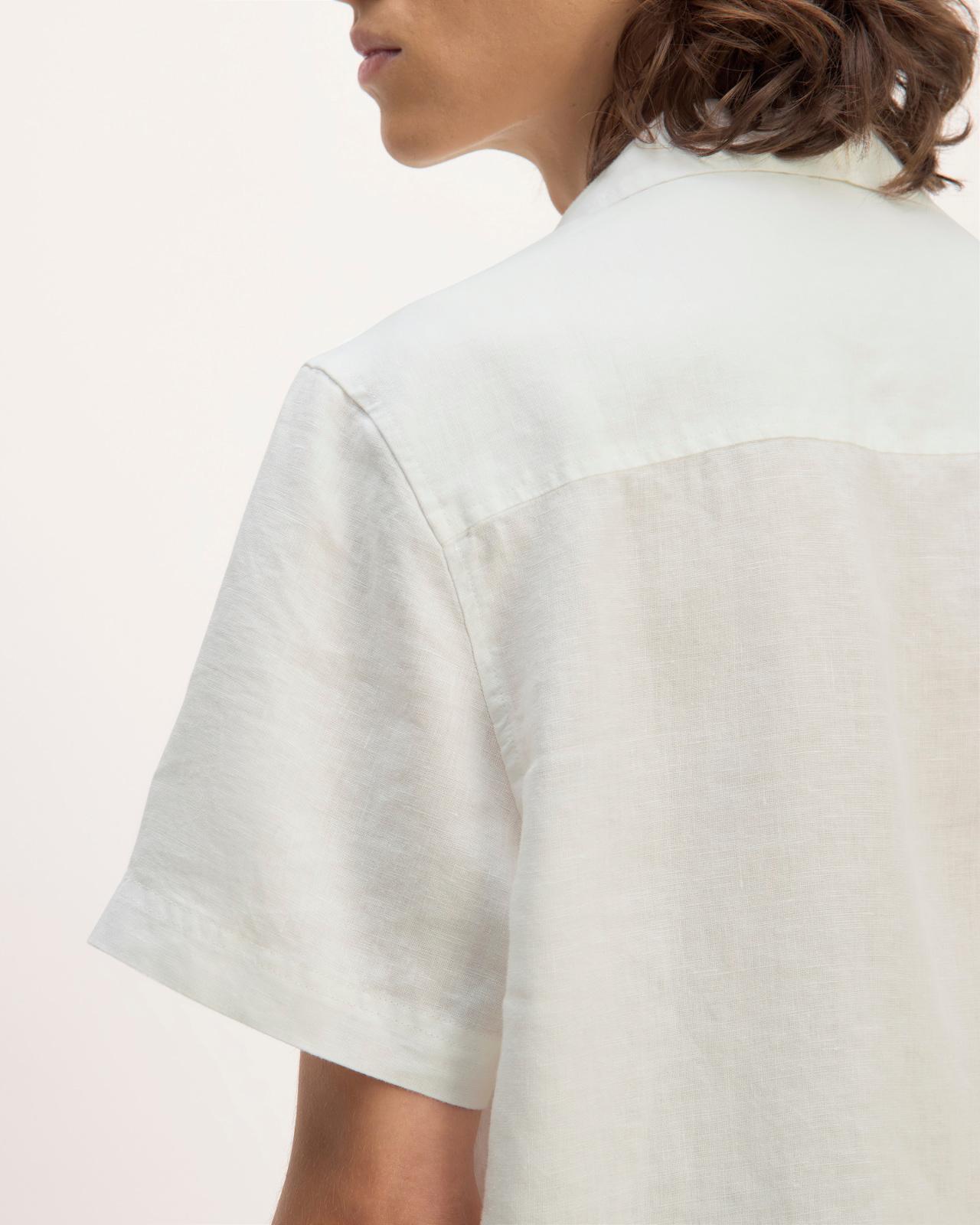 The Resort Shirt in Linen Product Image