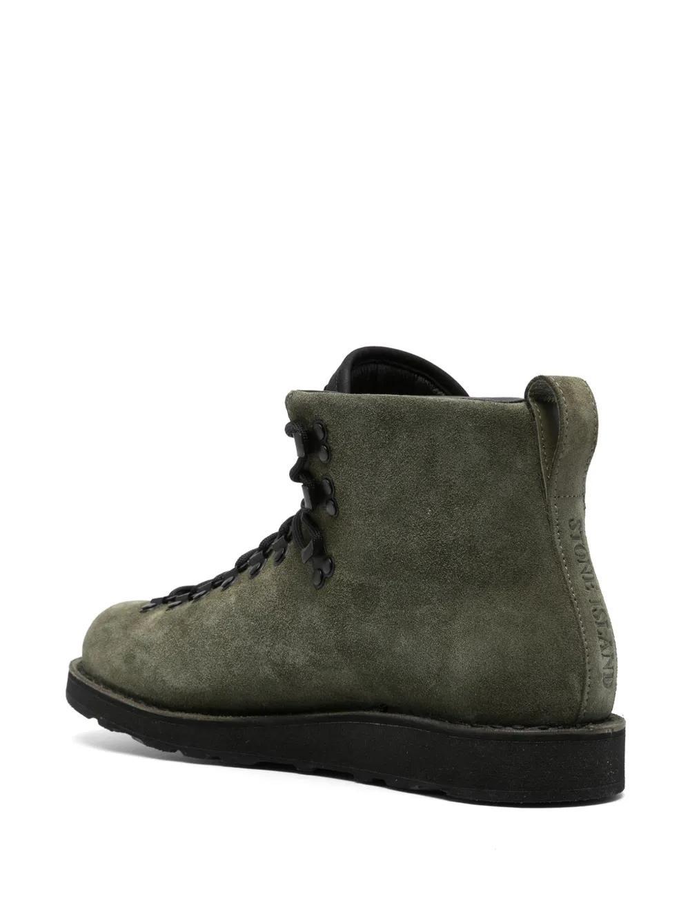 Compass-patch boots Product Image