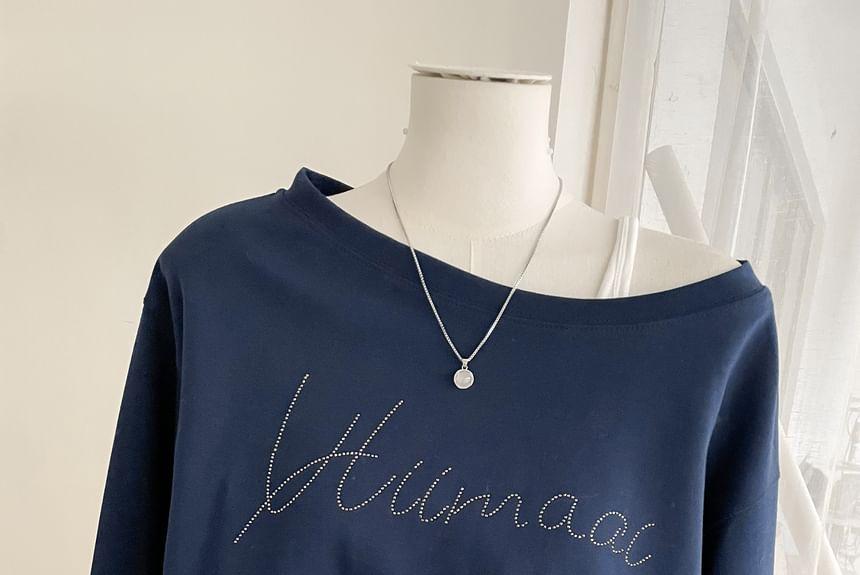 One-Shoulder Lettering Sweatshirt Product Image