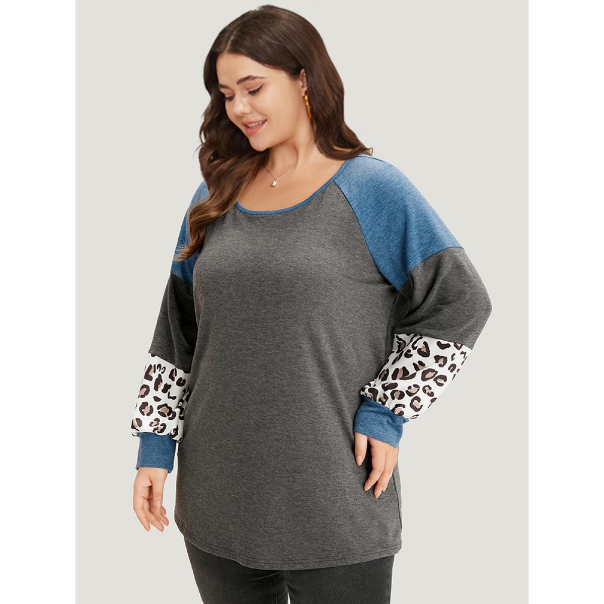 Plus Size Colorblock Contrast Leopard Round Neck Raglan Sleeve Sweatshirt Women Multicolor Elegant Elastic cuffs Round Neck Dailywear Sweatshirts BloomChic 30/6X Product Image