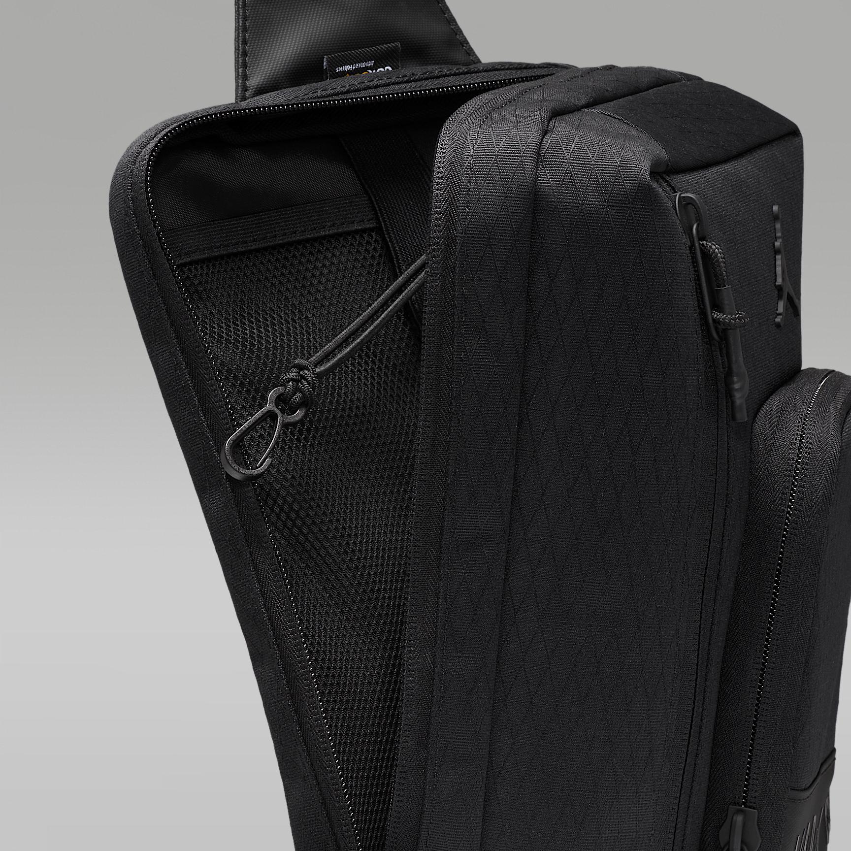 Jordan Collectors Crossbody Bag (3L) Product Image