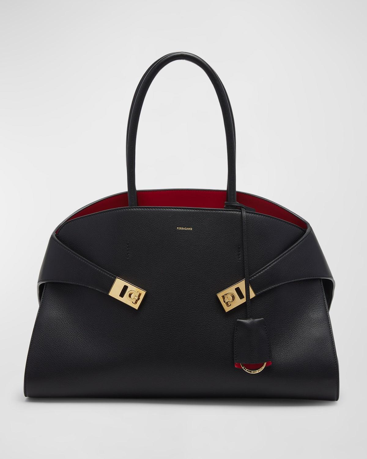 Womens Medium Hug Handbag Product Image