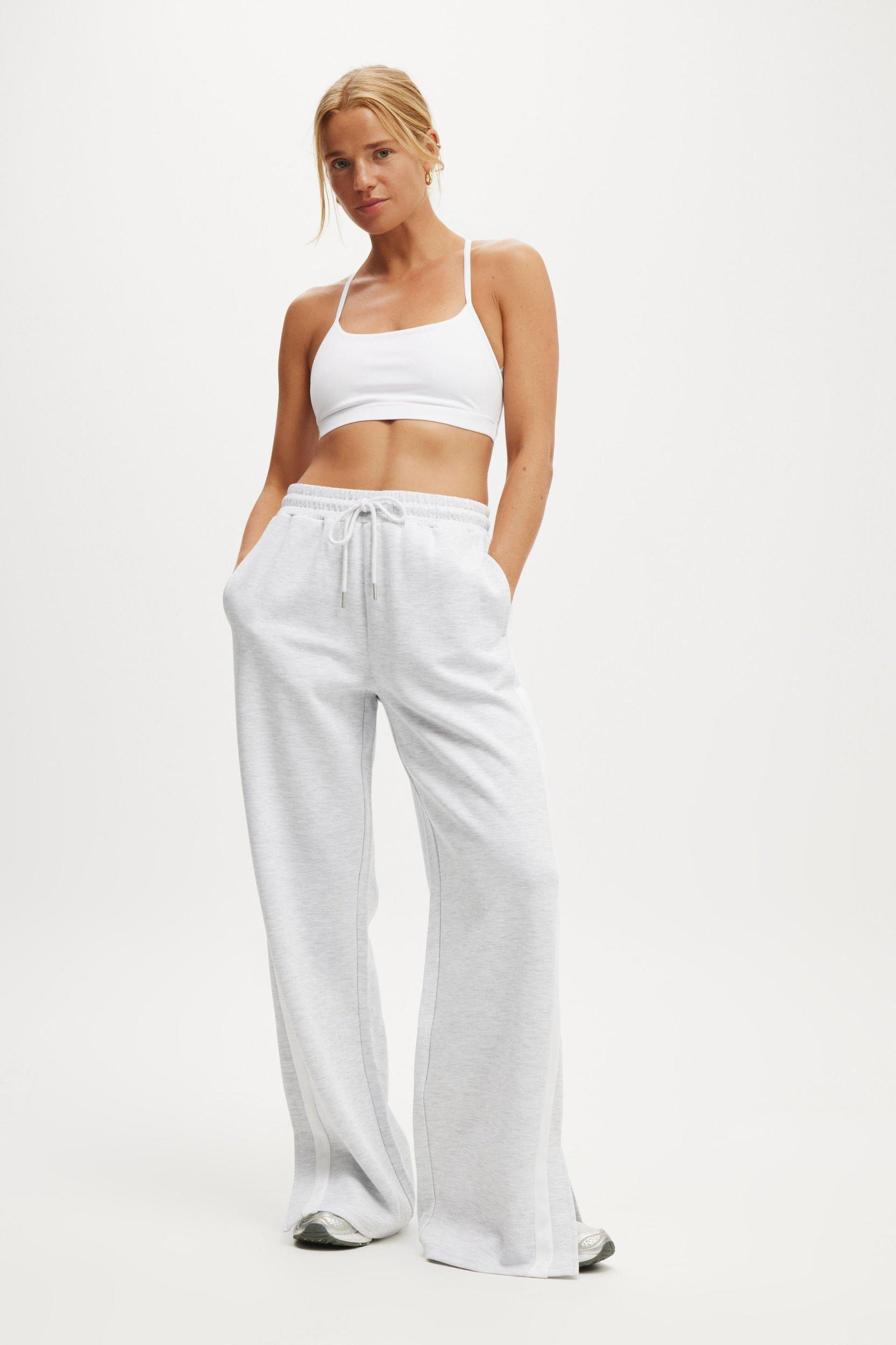 365 Keyhole Crop Product Image