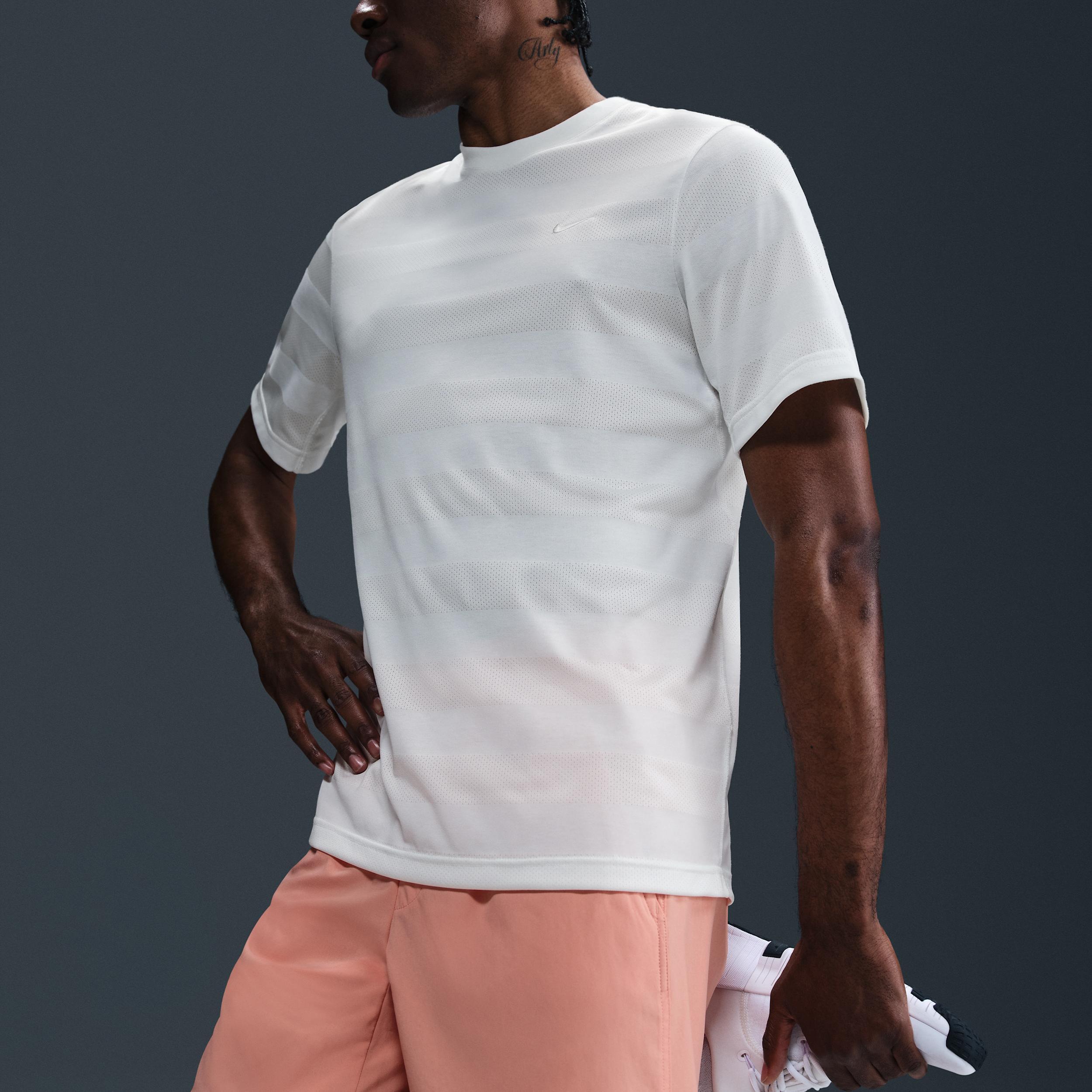 Nike Men's Primary Dri-FIT Short-Sleeve Fitness Top Product Image