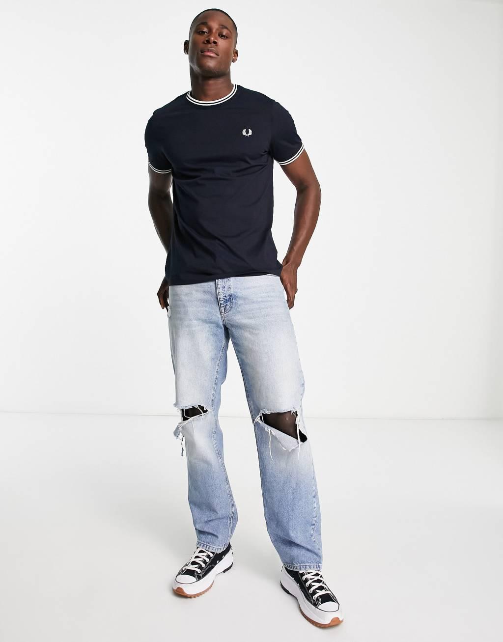 Fred Perry twin tipped t-shirt Product Image