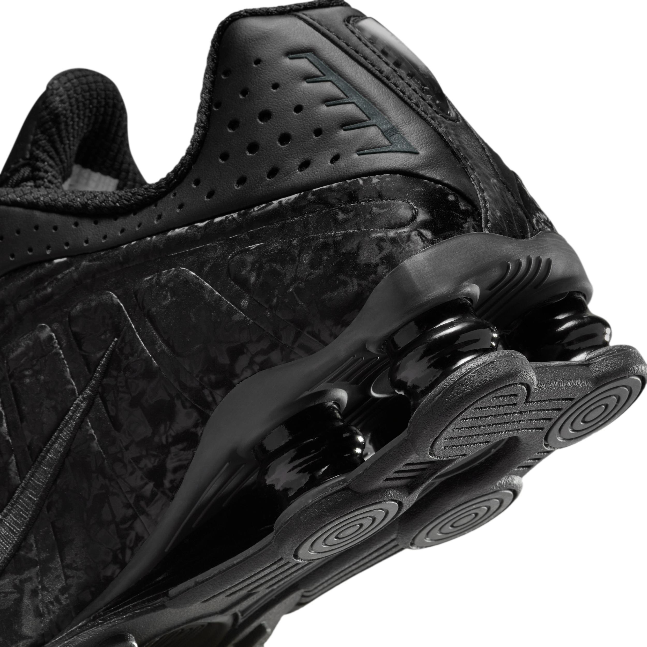 Nike Womens Shox R4 Casual Shoes Product Image