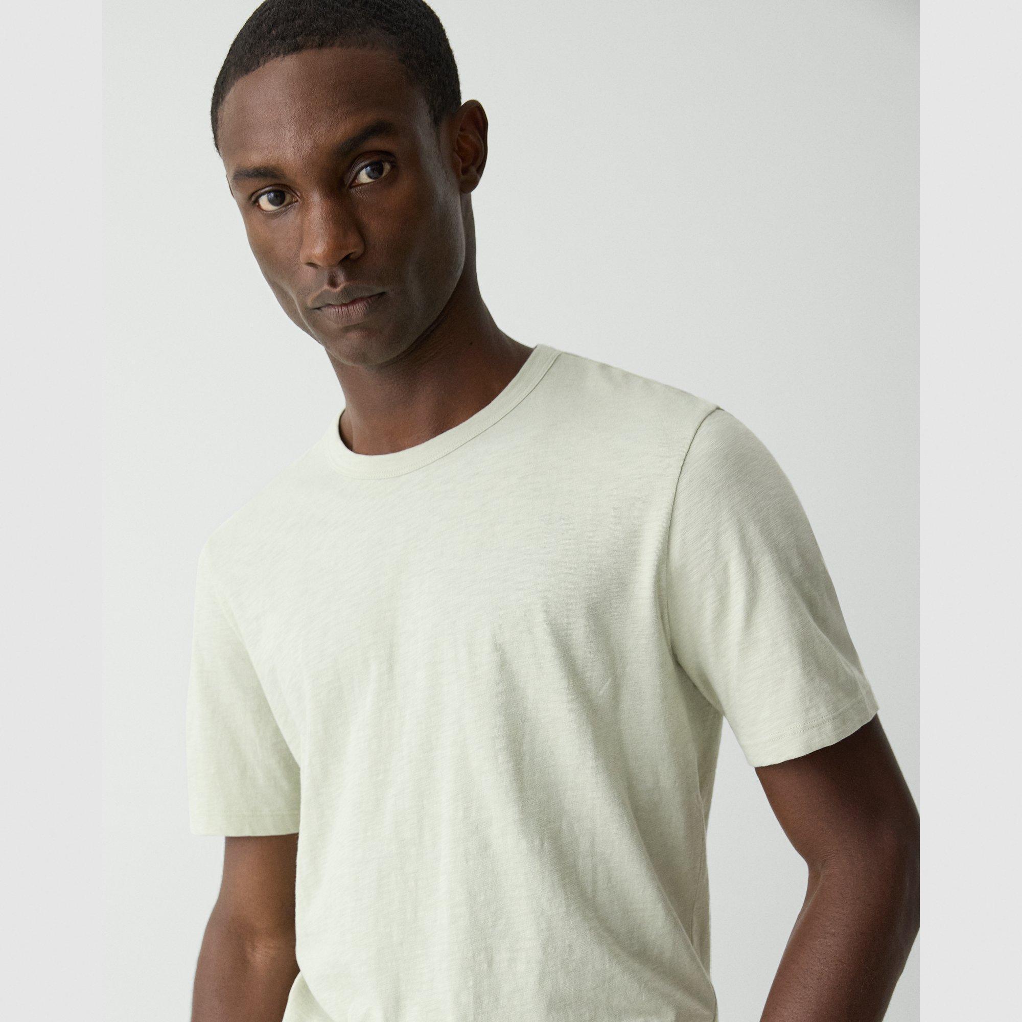 ESSENTIAL TEE Product Image