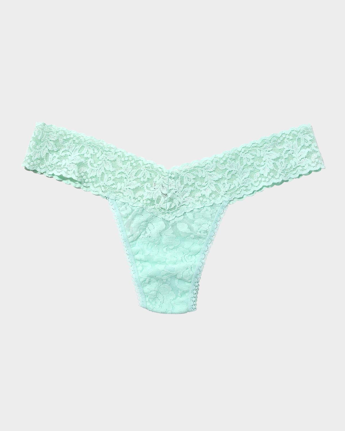 Signature Lace Low-Rise Thong Product Image